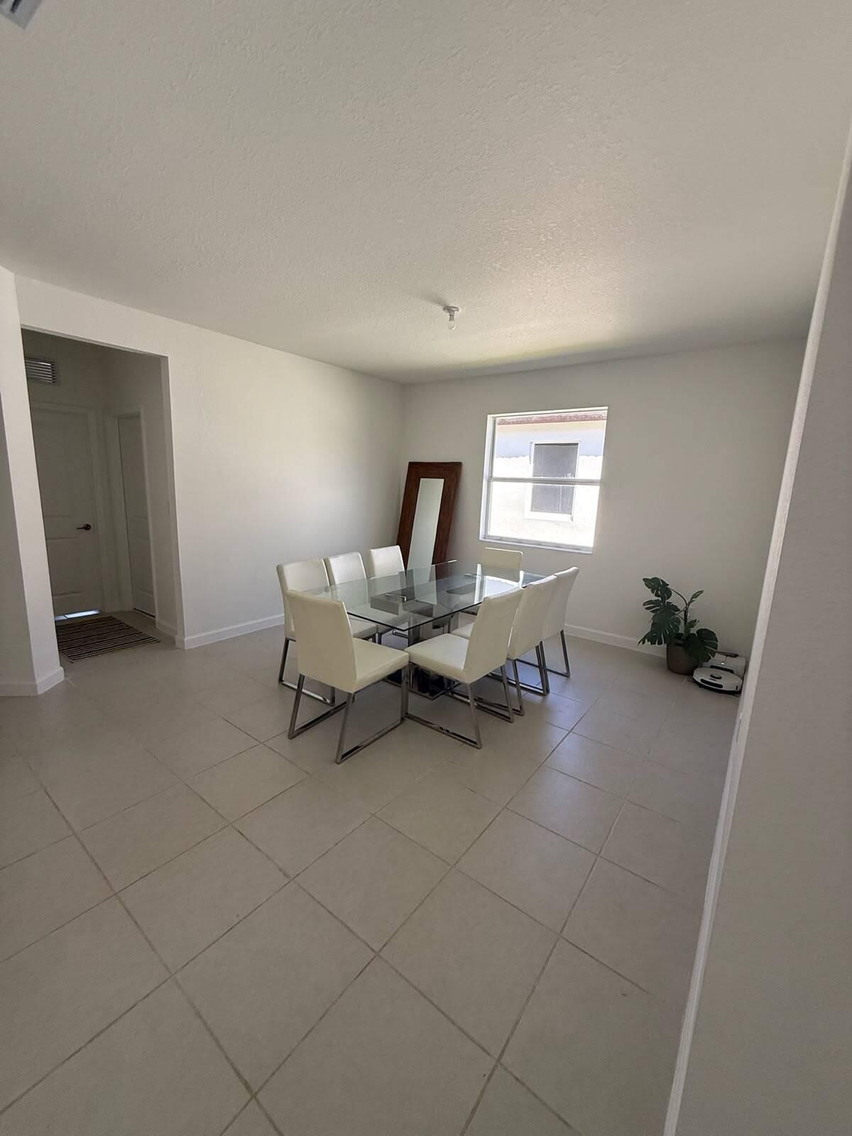 2402 SE 30TH, Homestead FL 33035