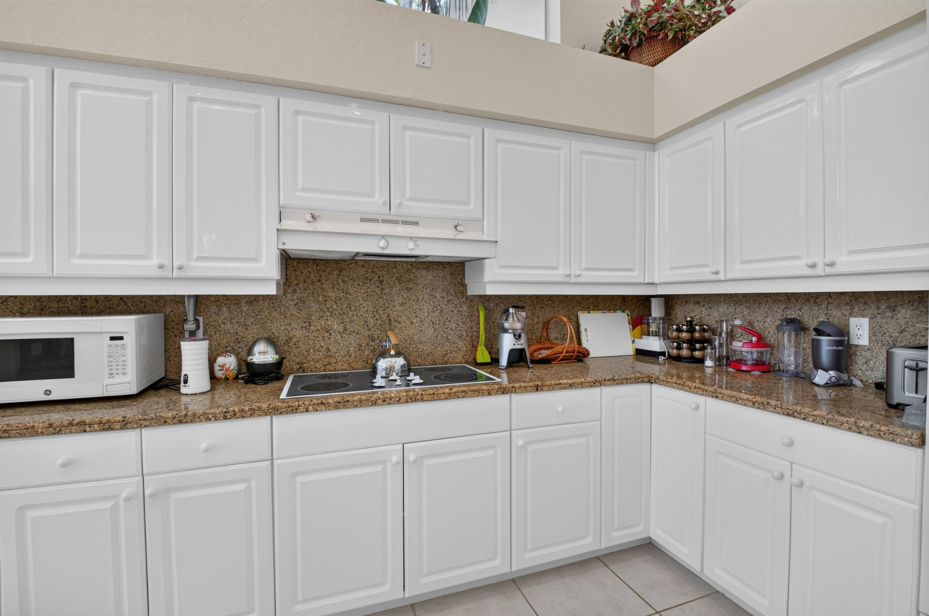 3528 NW CLUBSIDE, Boca Raton FL 33496