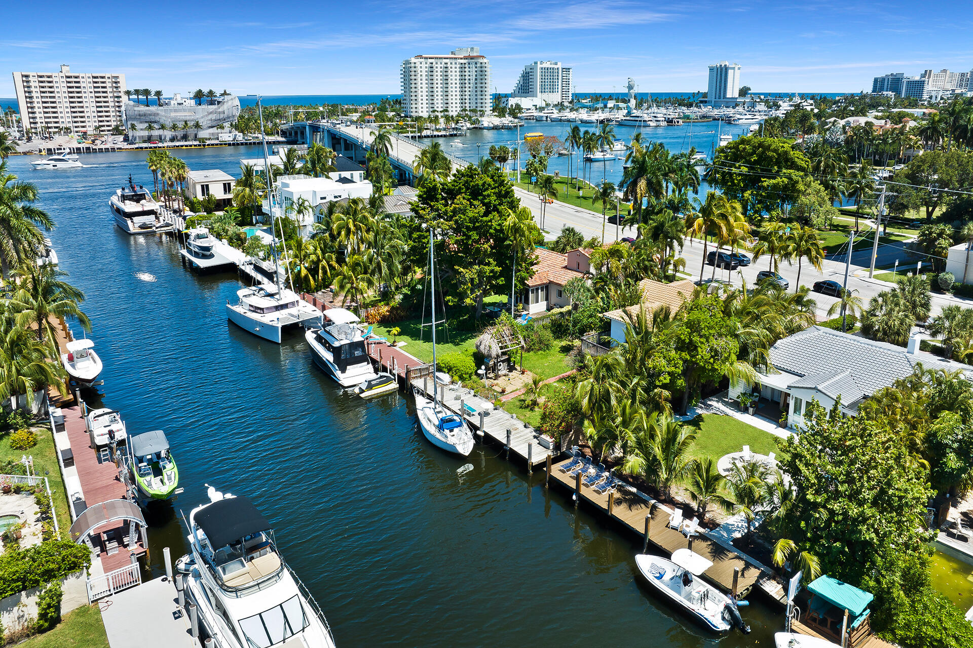 2517 E LAS OLAS, Fort Lauderdale FL 33301