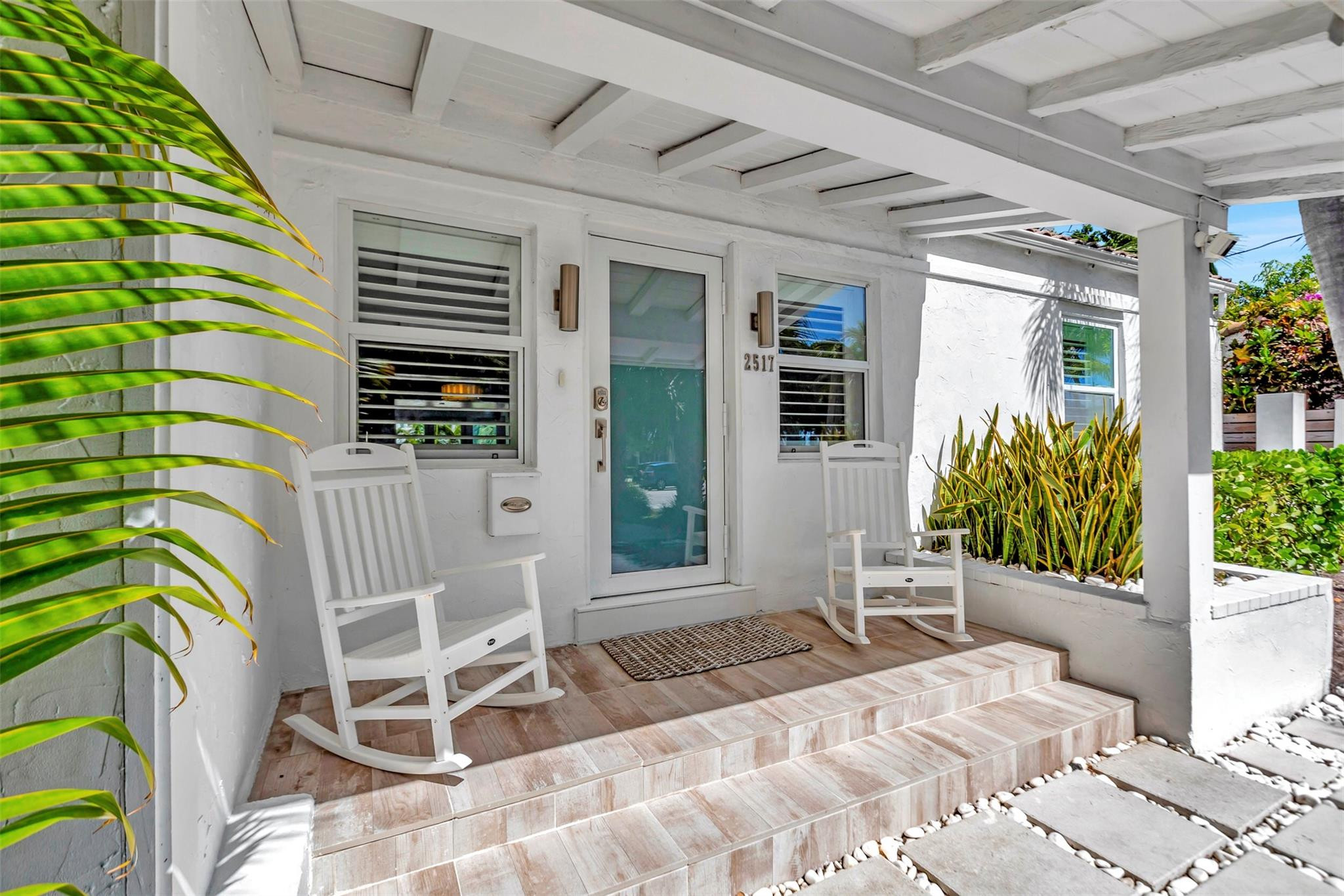 2517 E LAS OLAS, Fort Lauderdale FL 33301