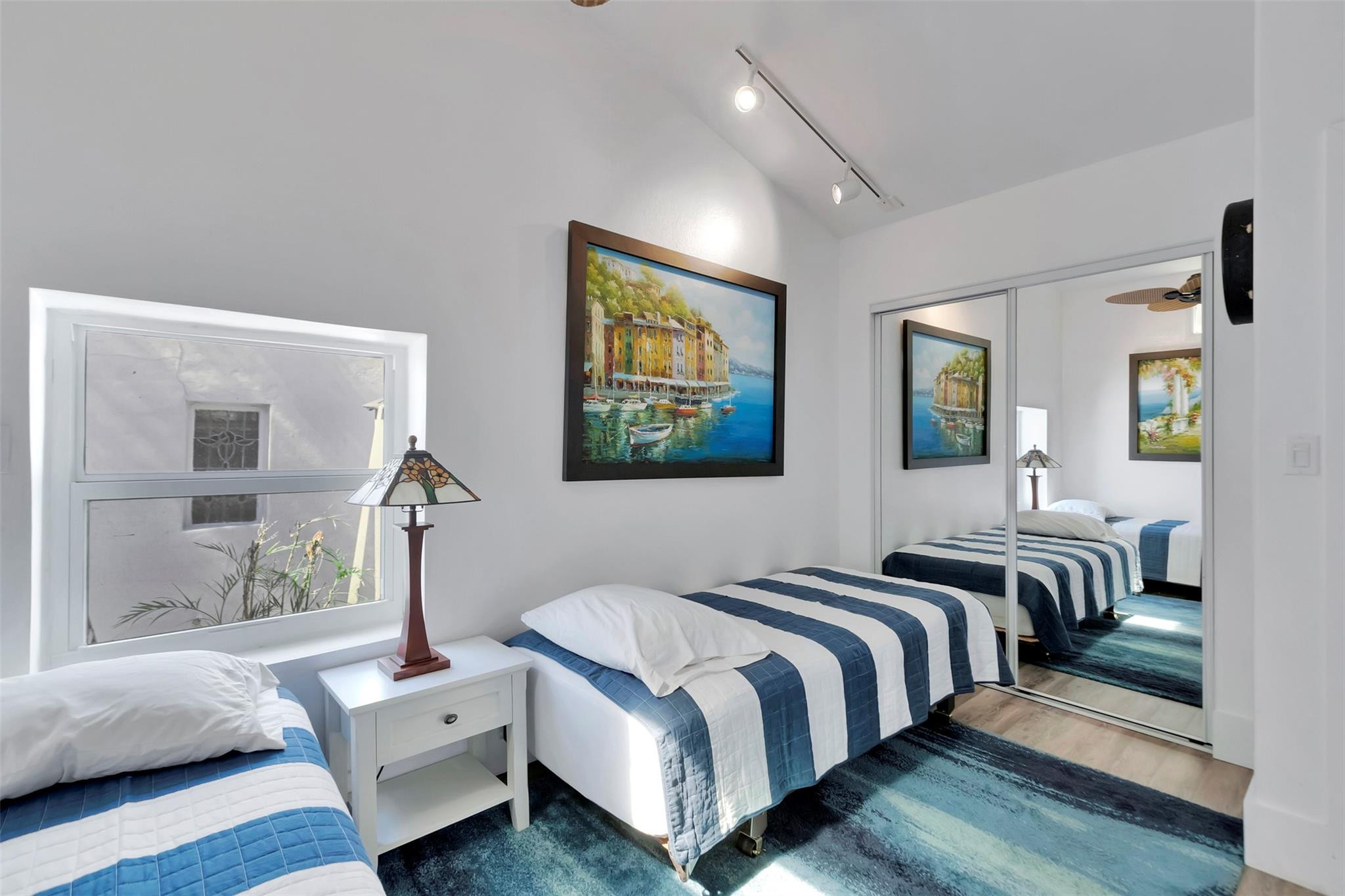 2517 E LAS OLAS, Fort Lauderdale FL 33301