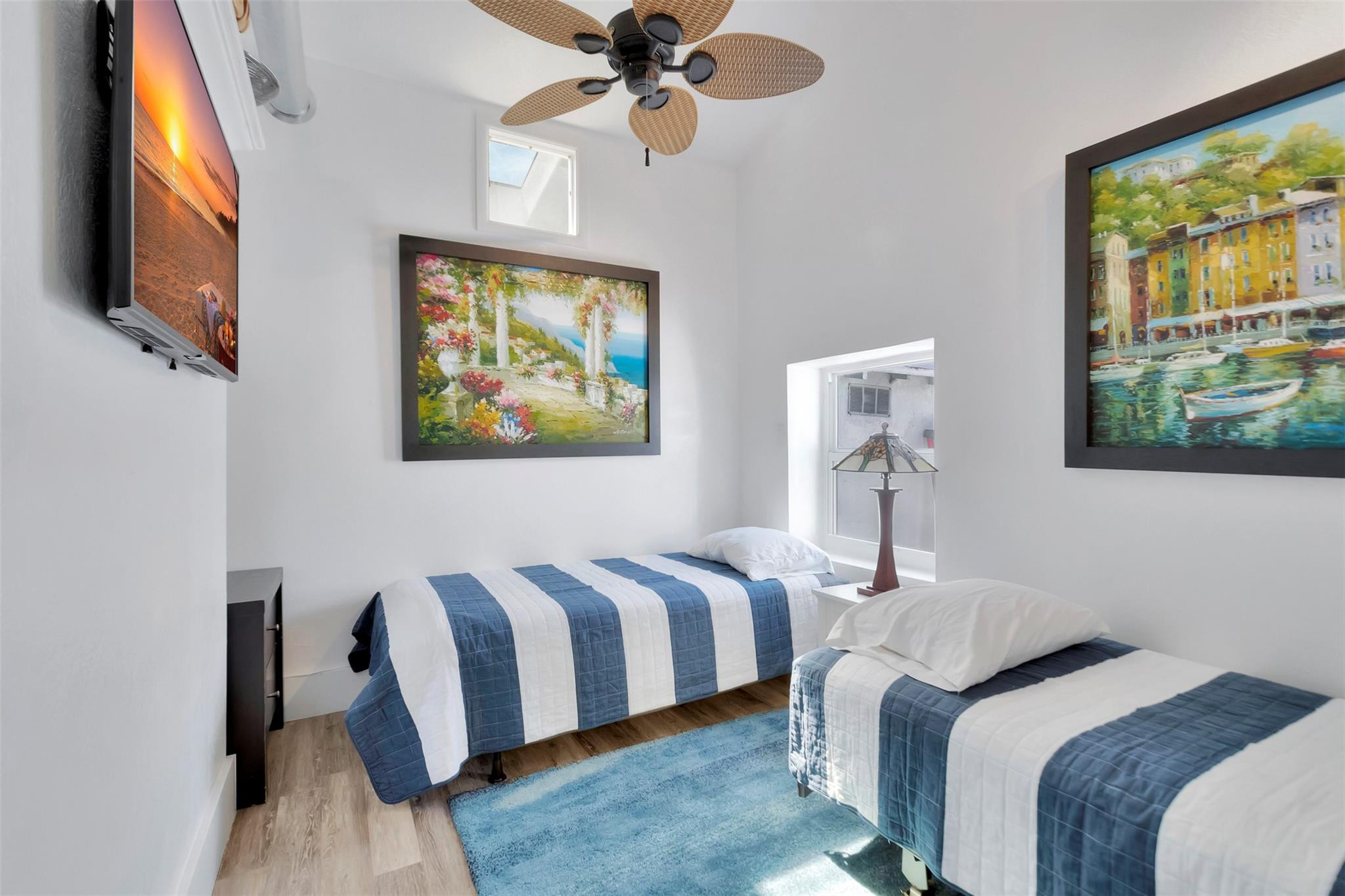 2517 E LAS OLAS, Fort Lauderdale FL 33301