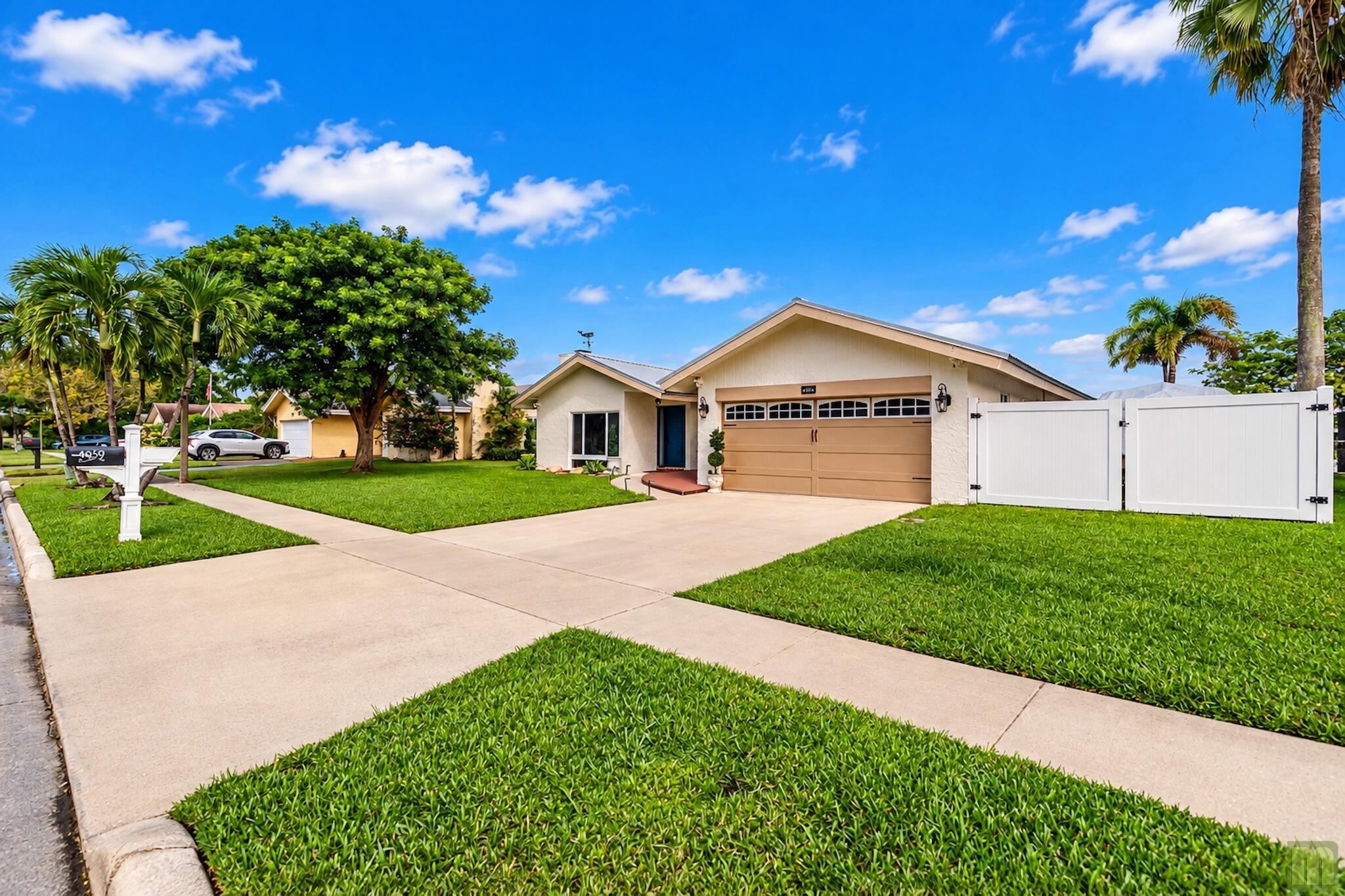 4959 NW 6TH, Coconut Creek FL 33063