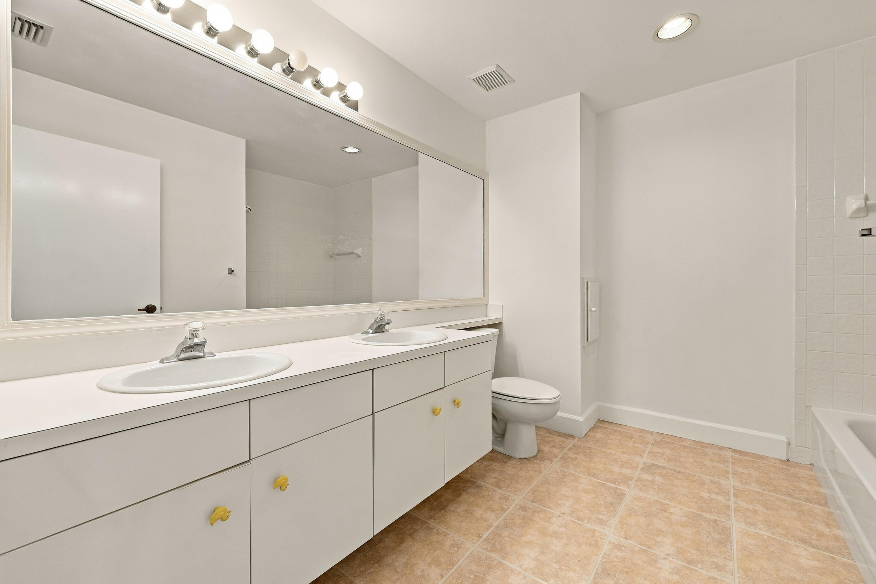 10671 St Thomas, Boca Raton FL 33498