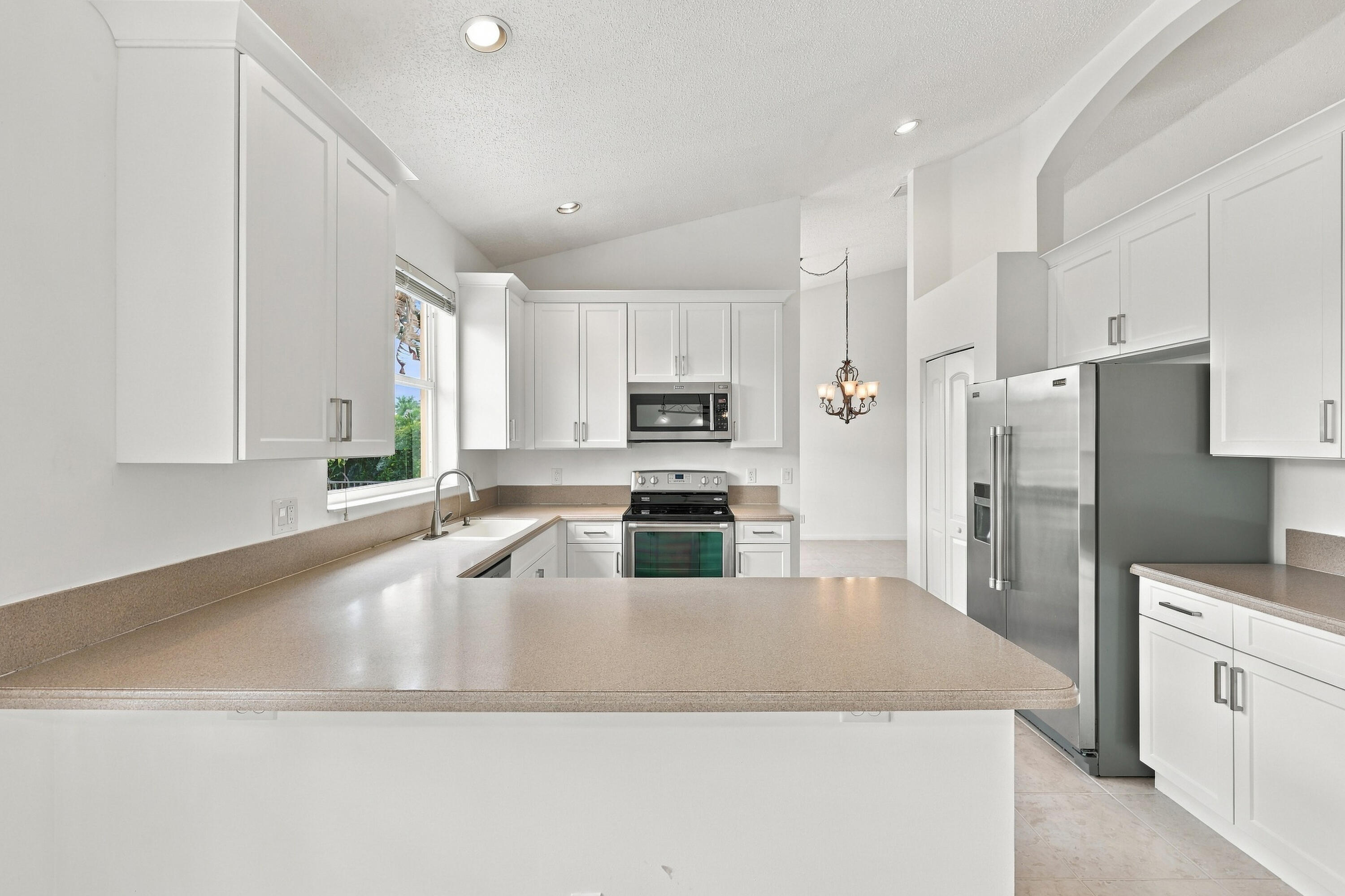 10671 St Thomas, Boca Raton FL 33498