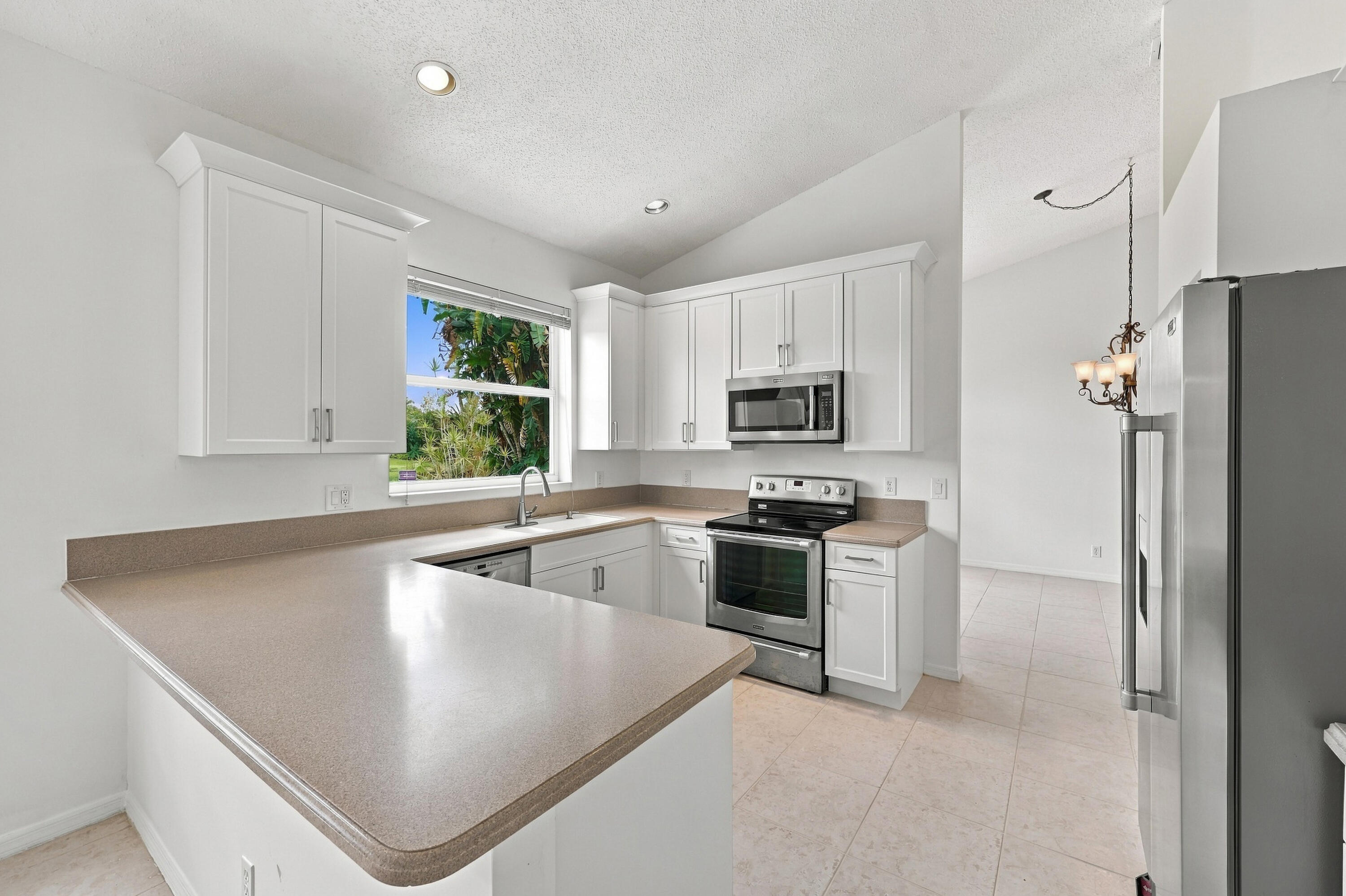 10671 St Thomas, Boca Raton FL 33498