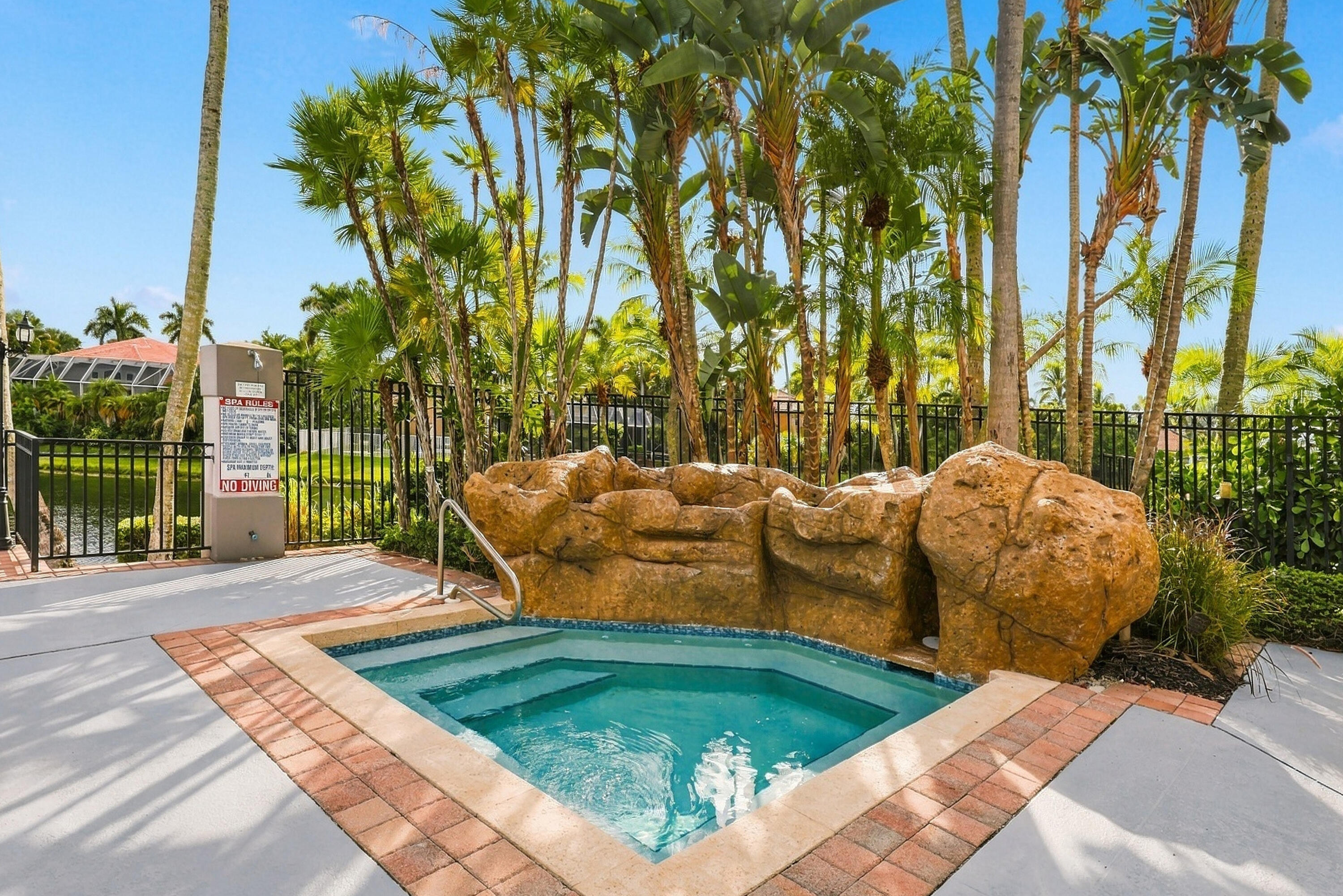 10671 St Thomas, Boca Raton FL 33498