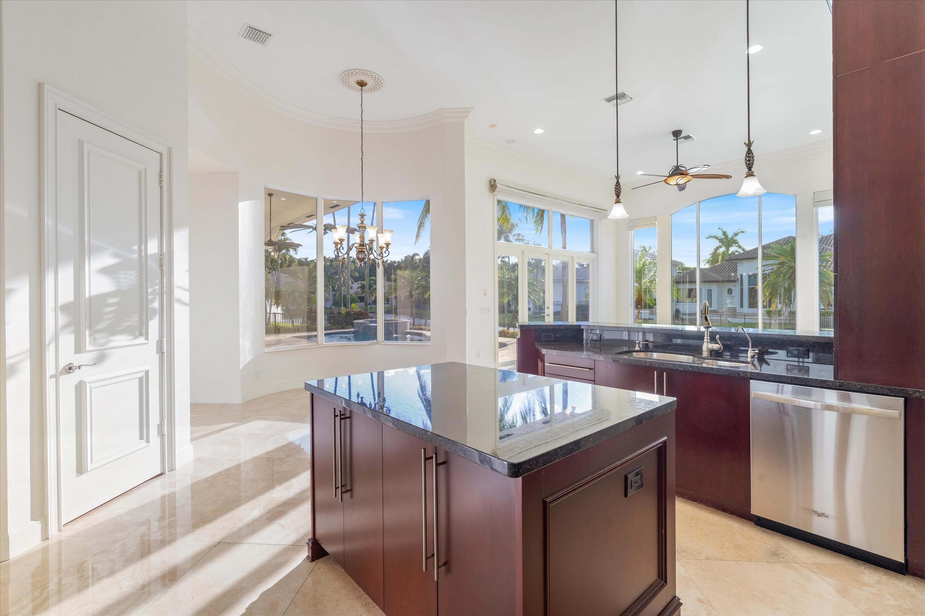 681 Carrotwood, Plantation FL 33324