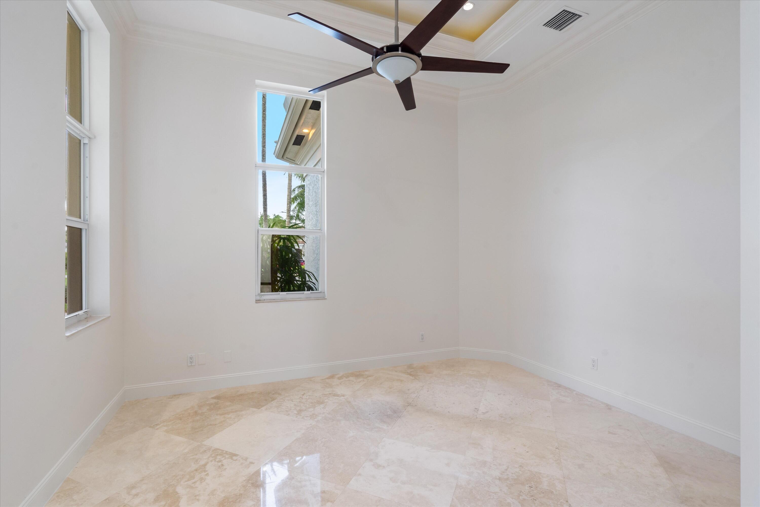 681 Carrotwood, Plantation FL 33324
