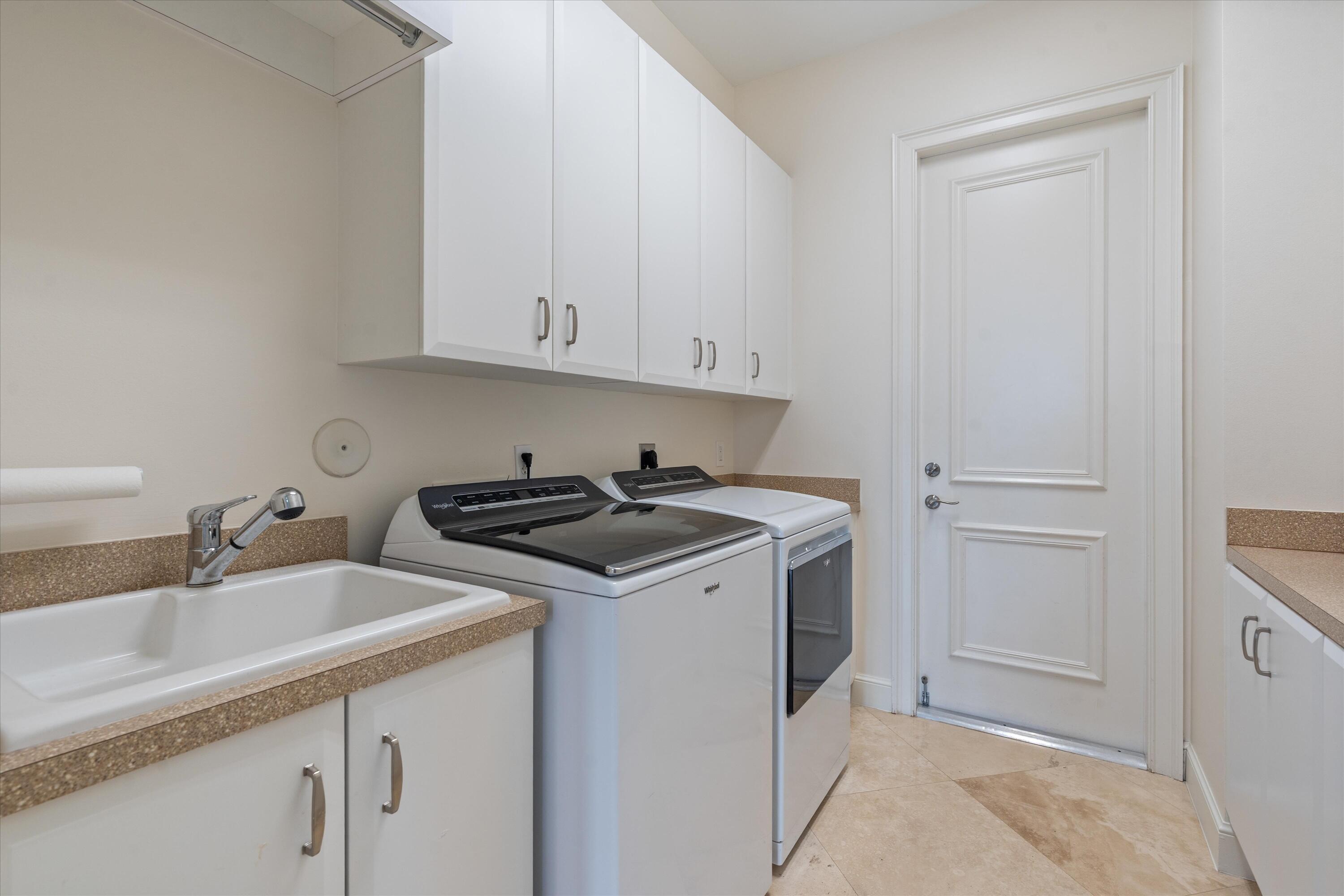 681 Carrotwood, Plantation FL 33324