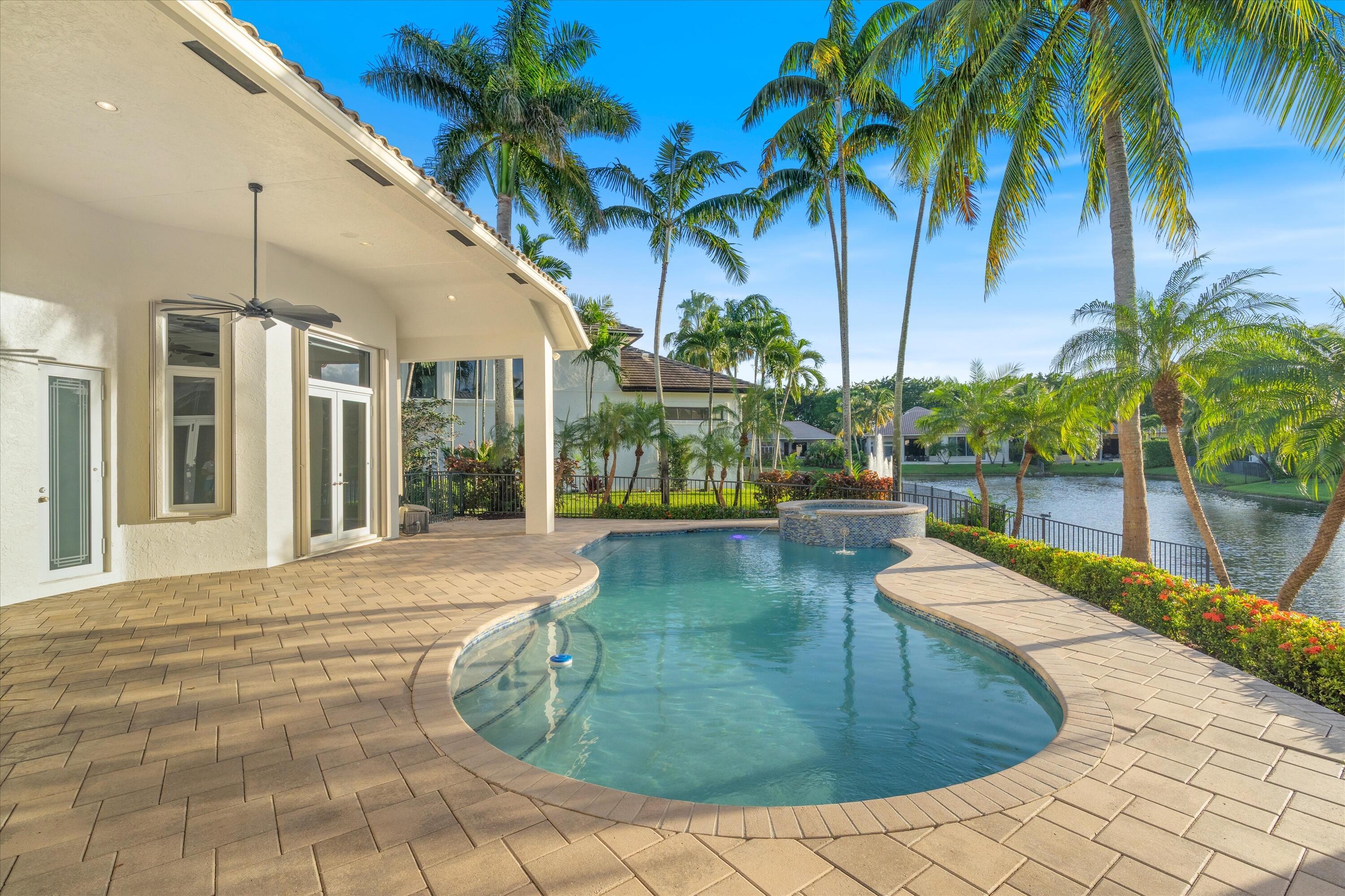 681 Carrotwood, Plantation FL 33324