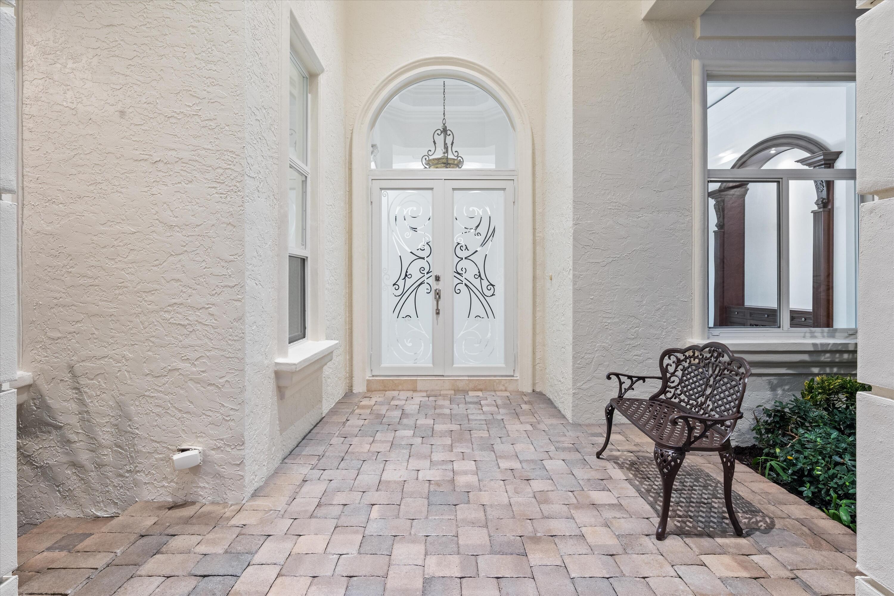 681 Carrotwood, Plantation FL 33324