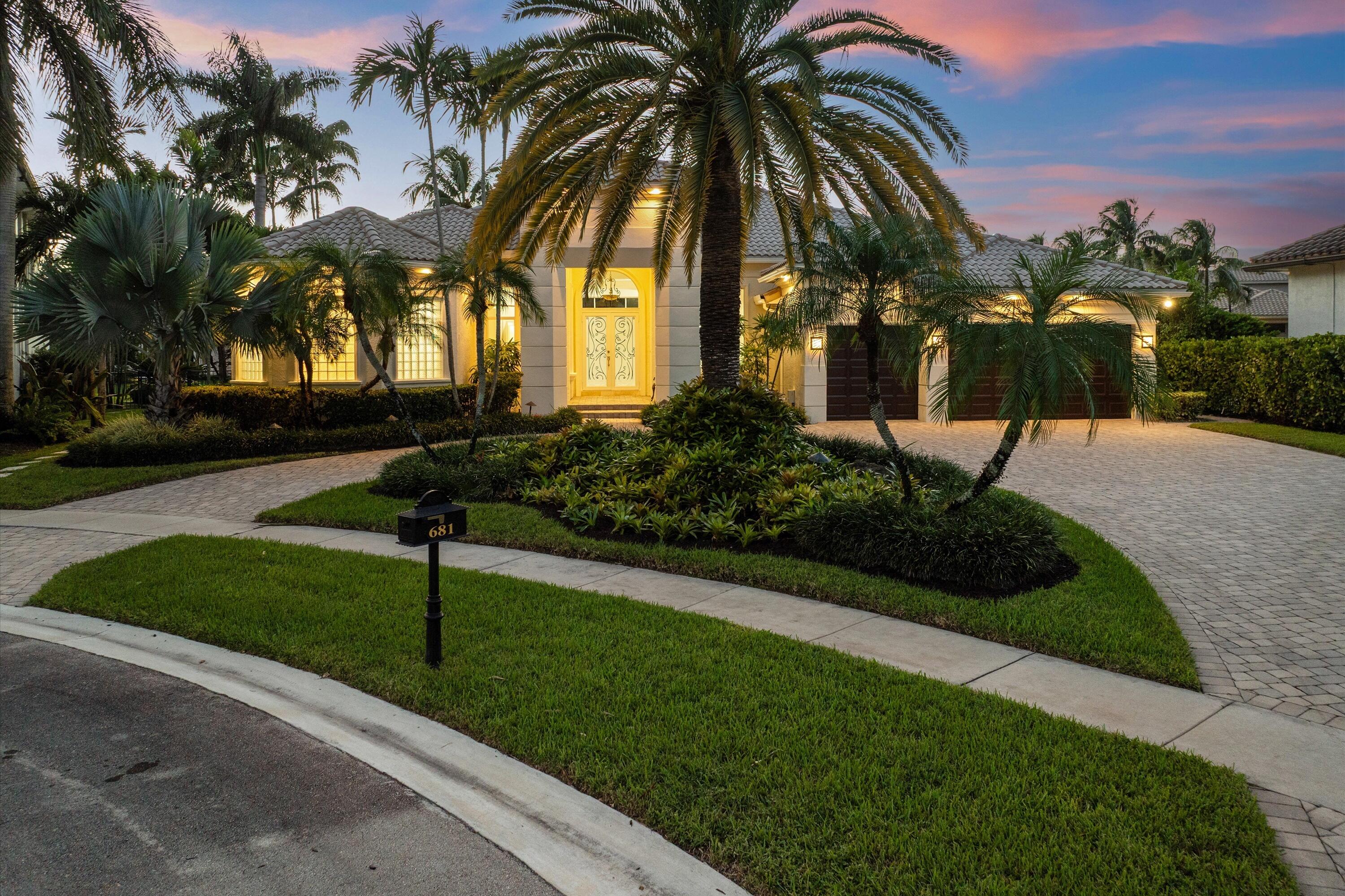 681 Carrotwood, Plantation FL 33324