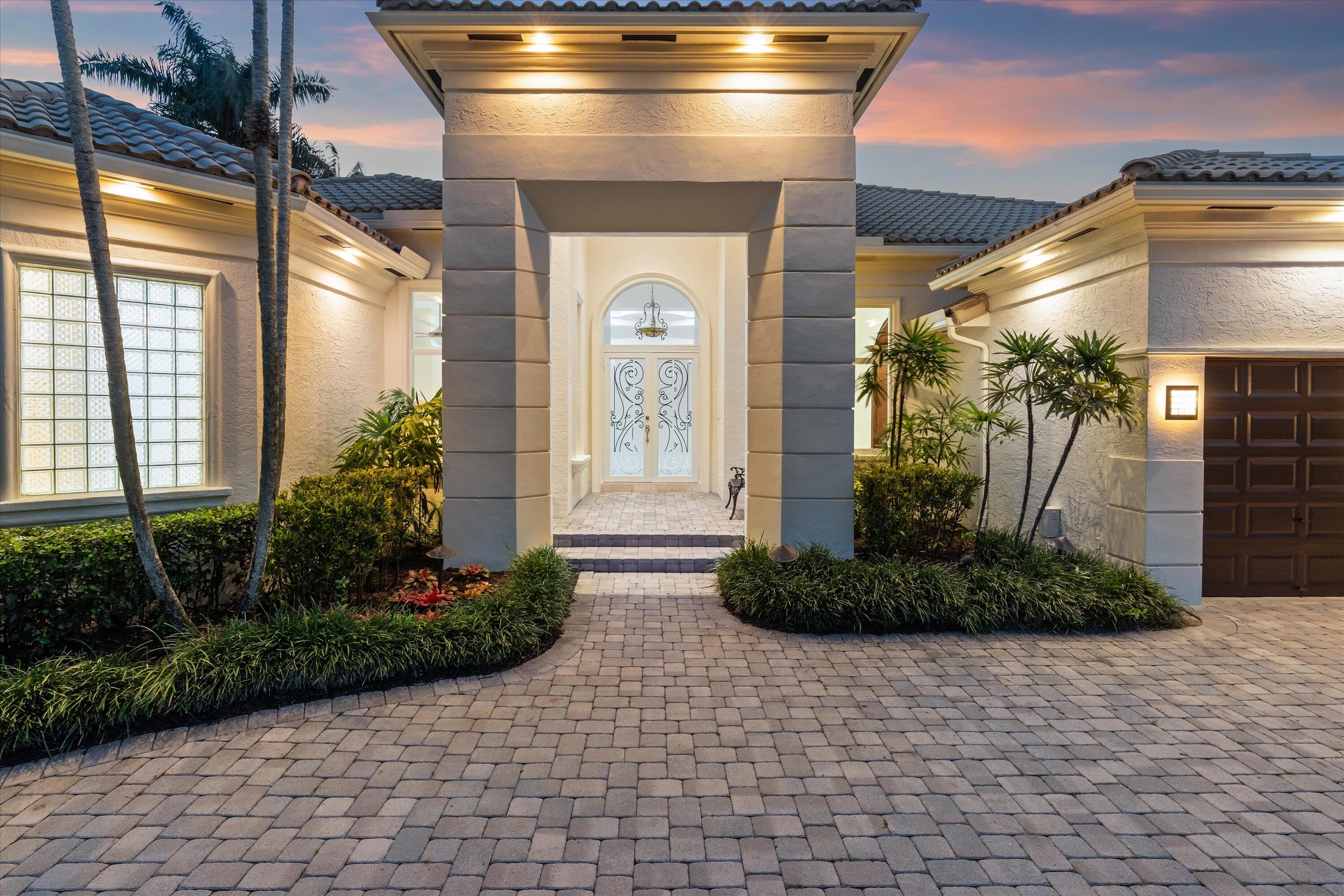 681 Carrotwood, Plantation FL 33324