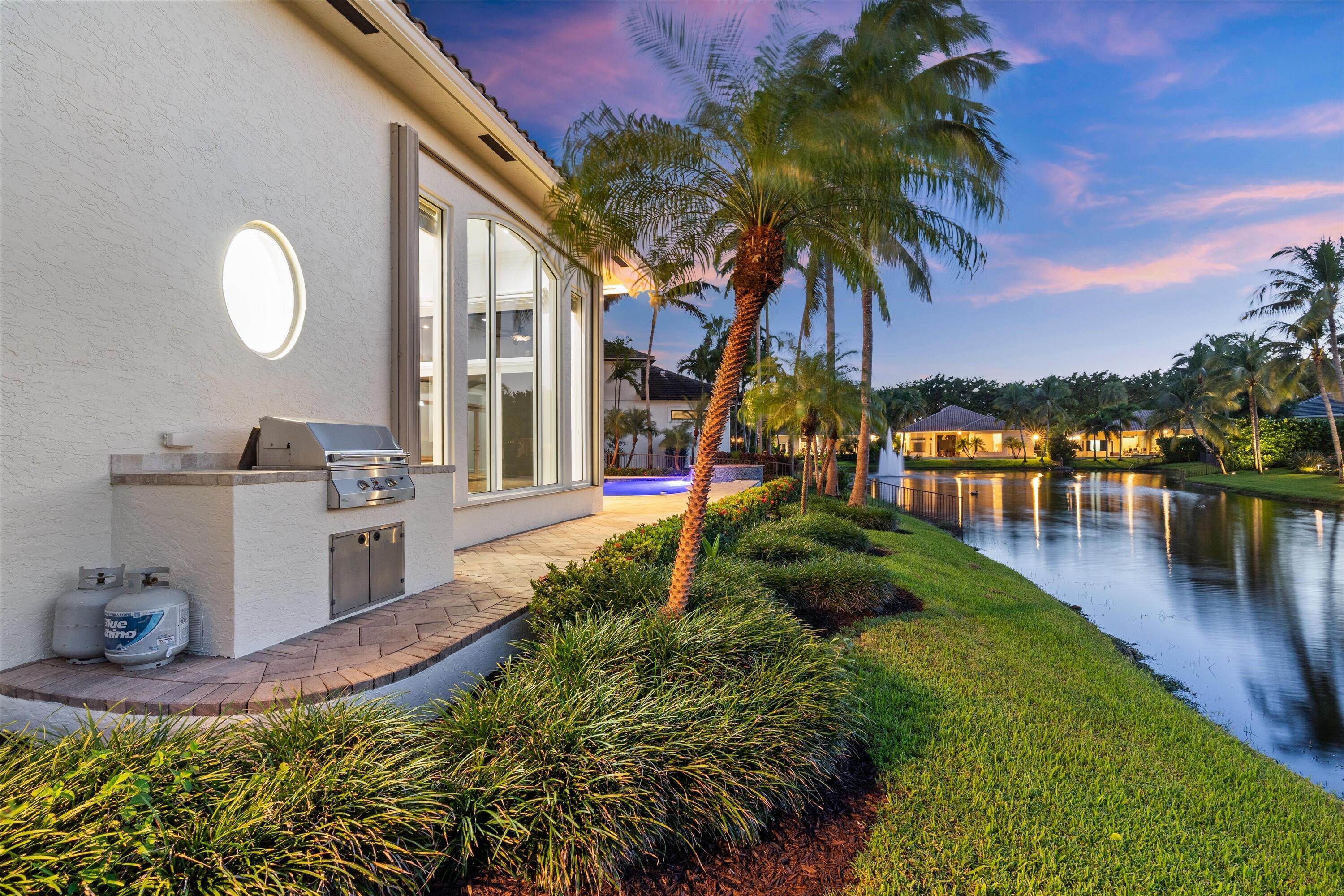 681 Carrotwood, Plantation FL 33324