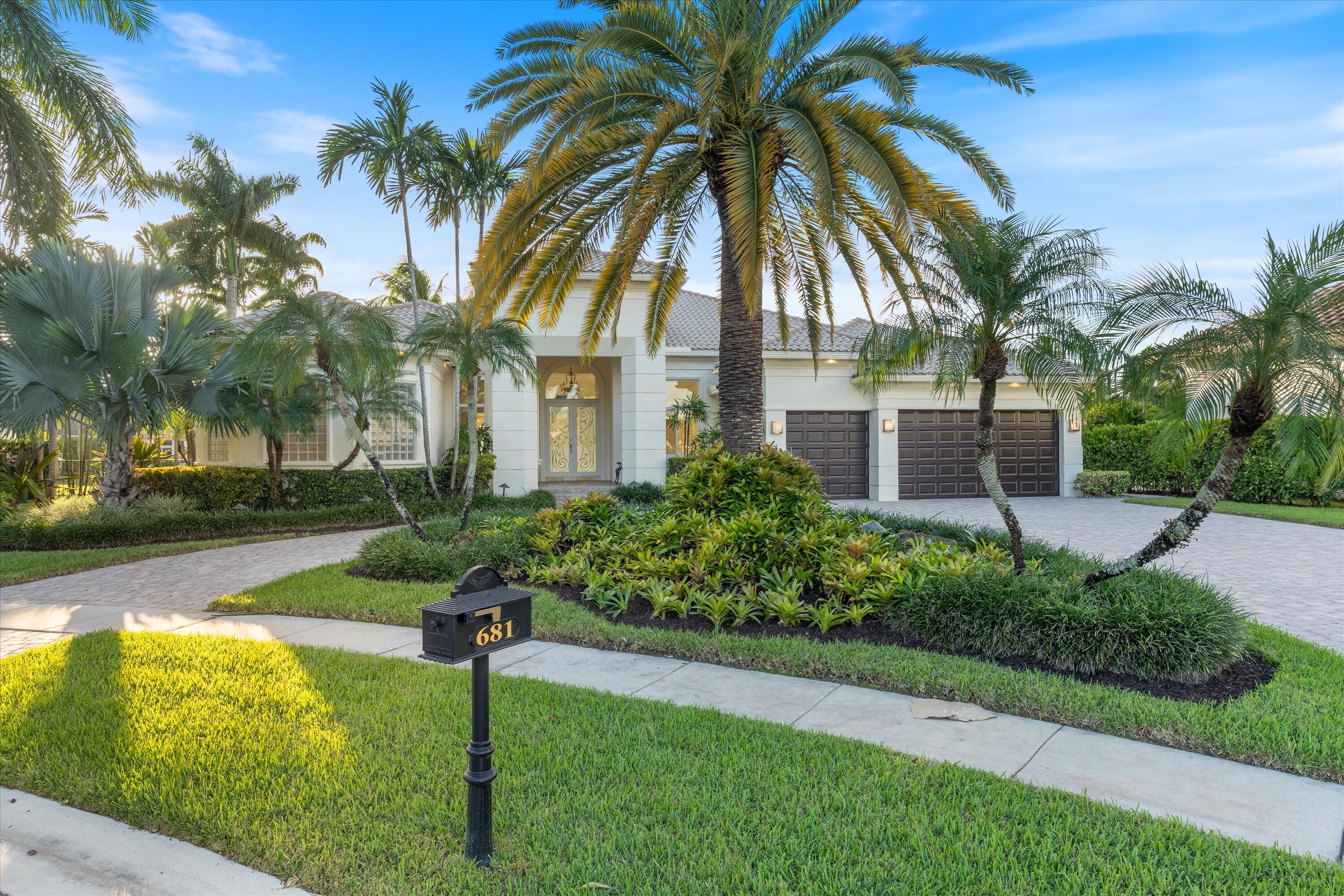 681 Carrotwood, Plantation FL 33324