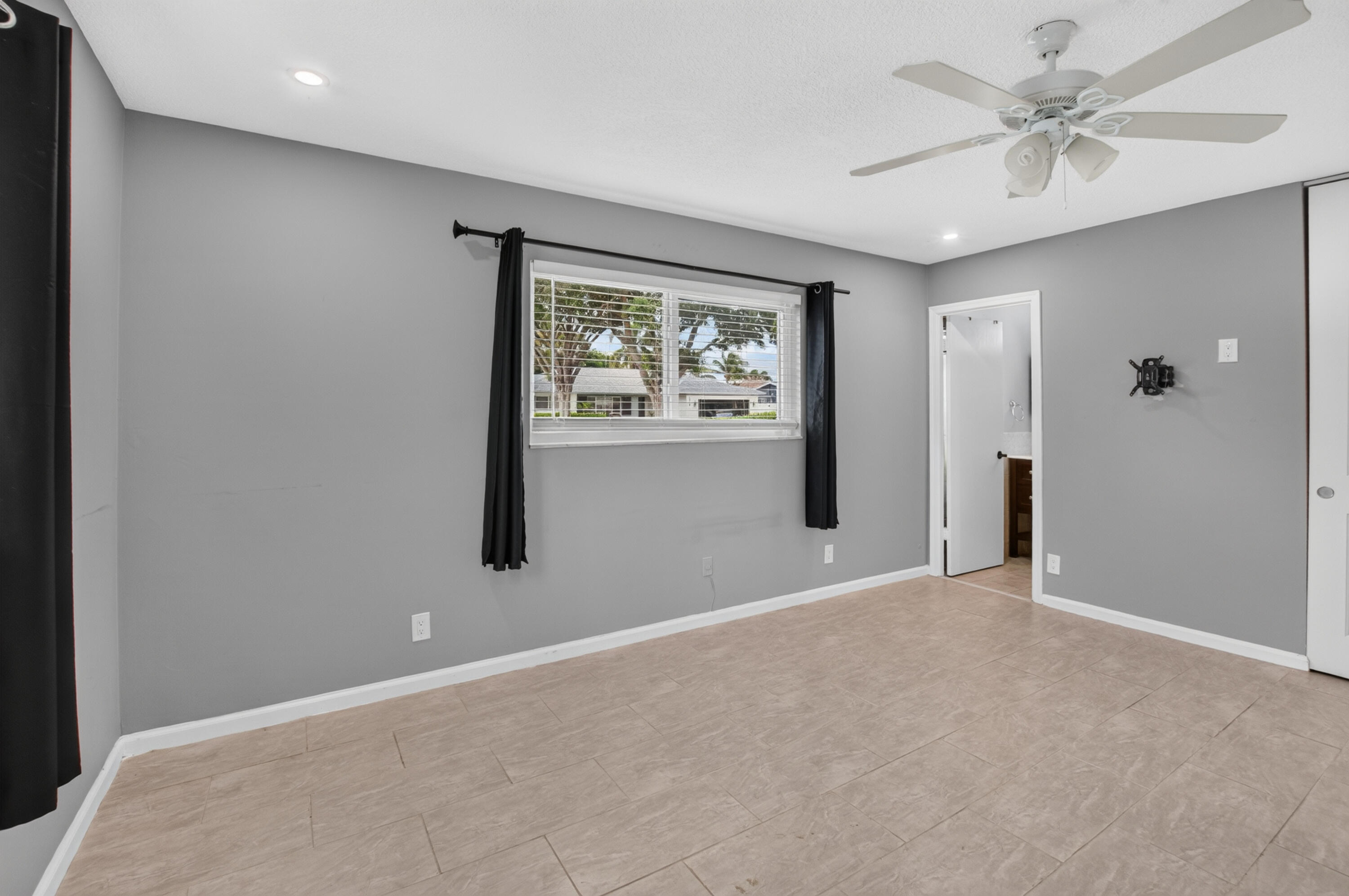 1023 SW 25TH, Boynton Beach FL 33426