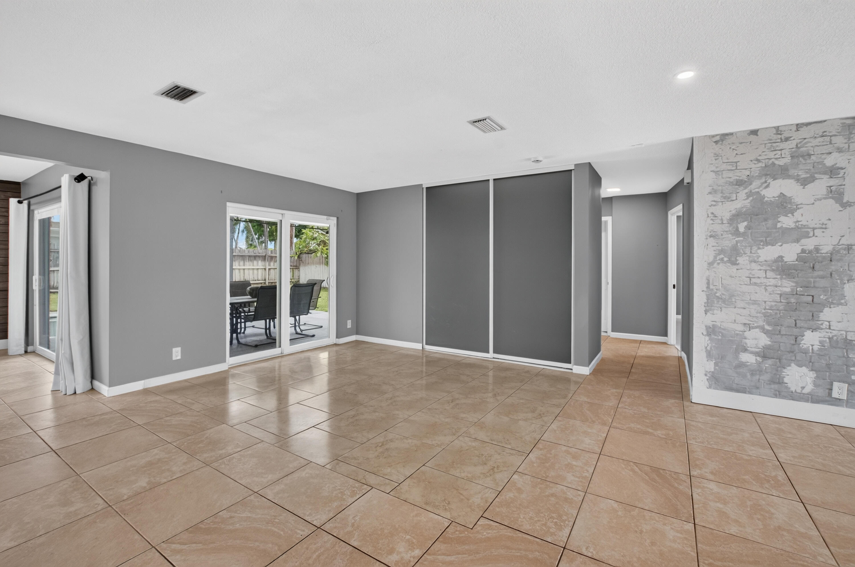 1023 SW 25TH, Boynton Beach FL 33426