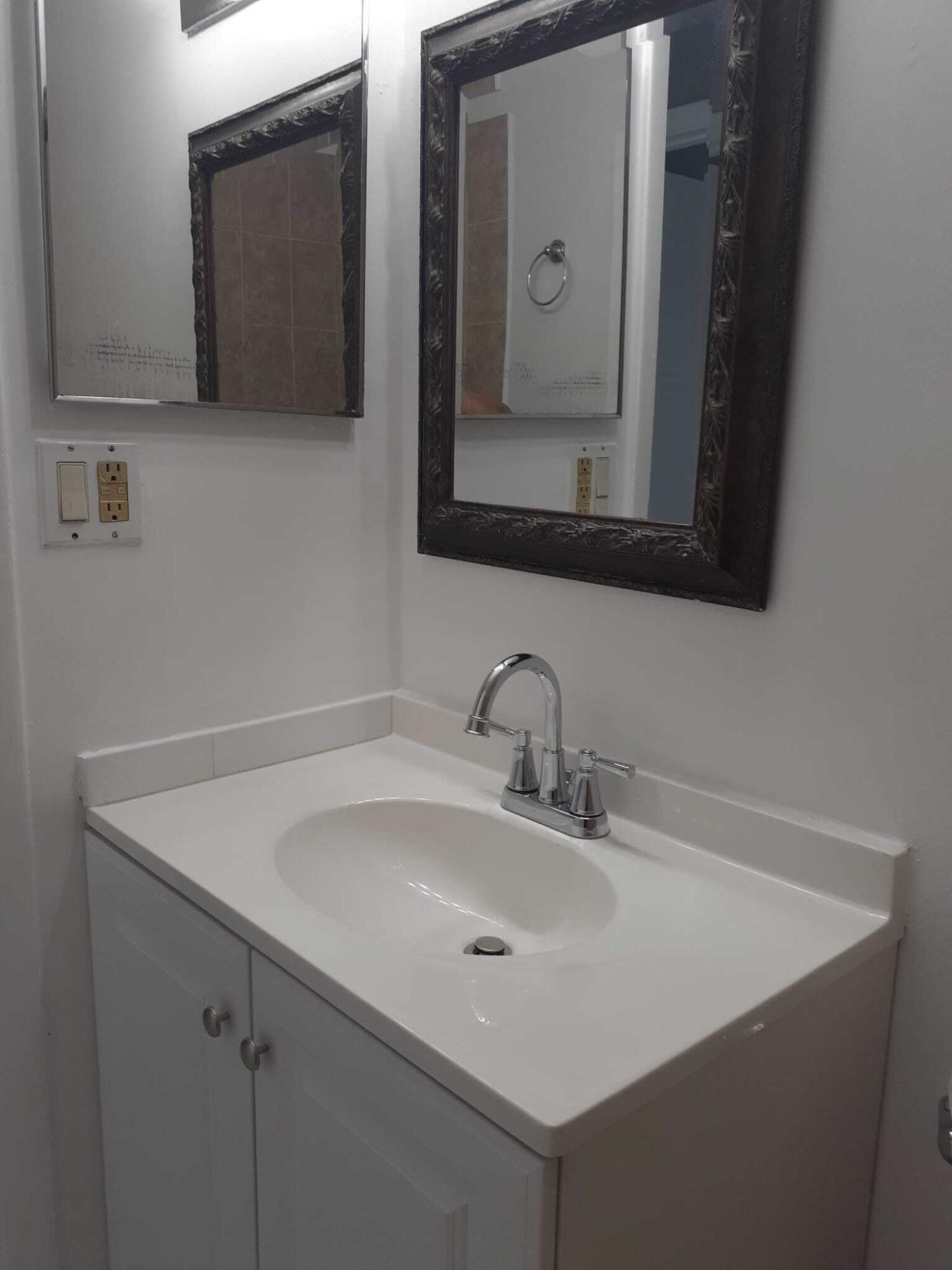 3441 NW 44TH #102, Oakland Park FL 33309