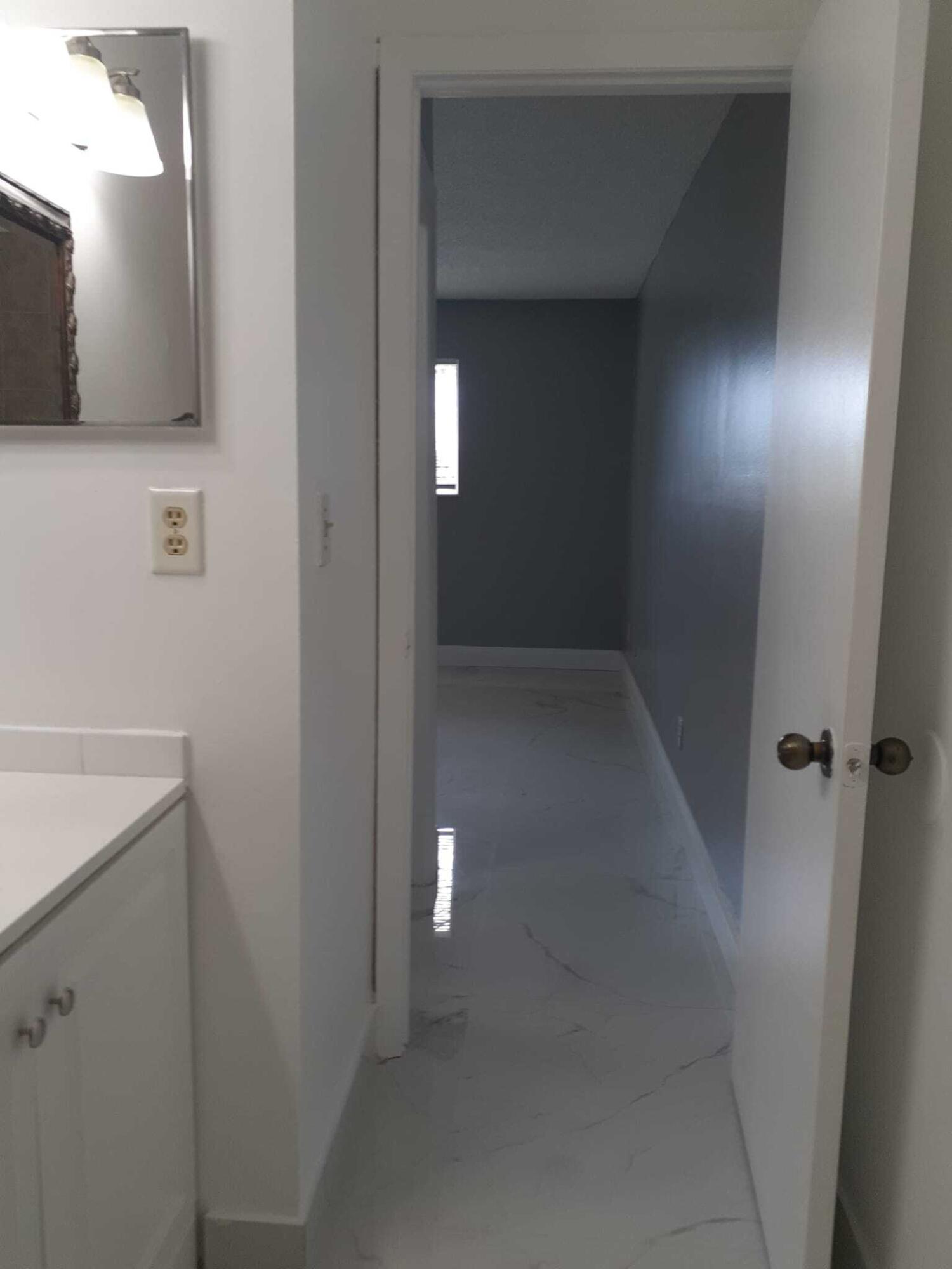 3441 NW 44TH #102, Oakland Park FL 33309