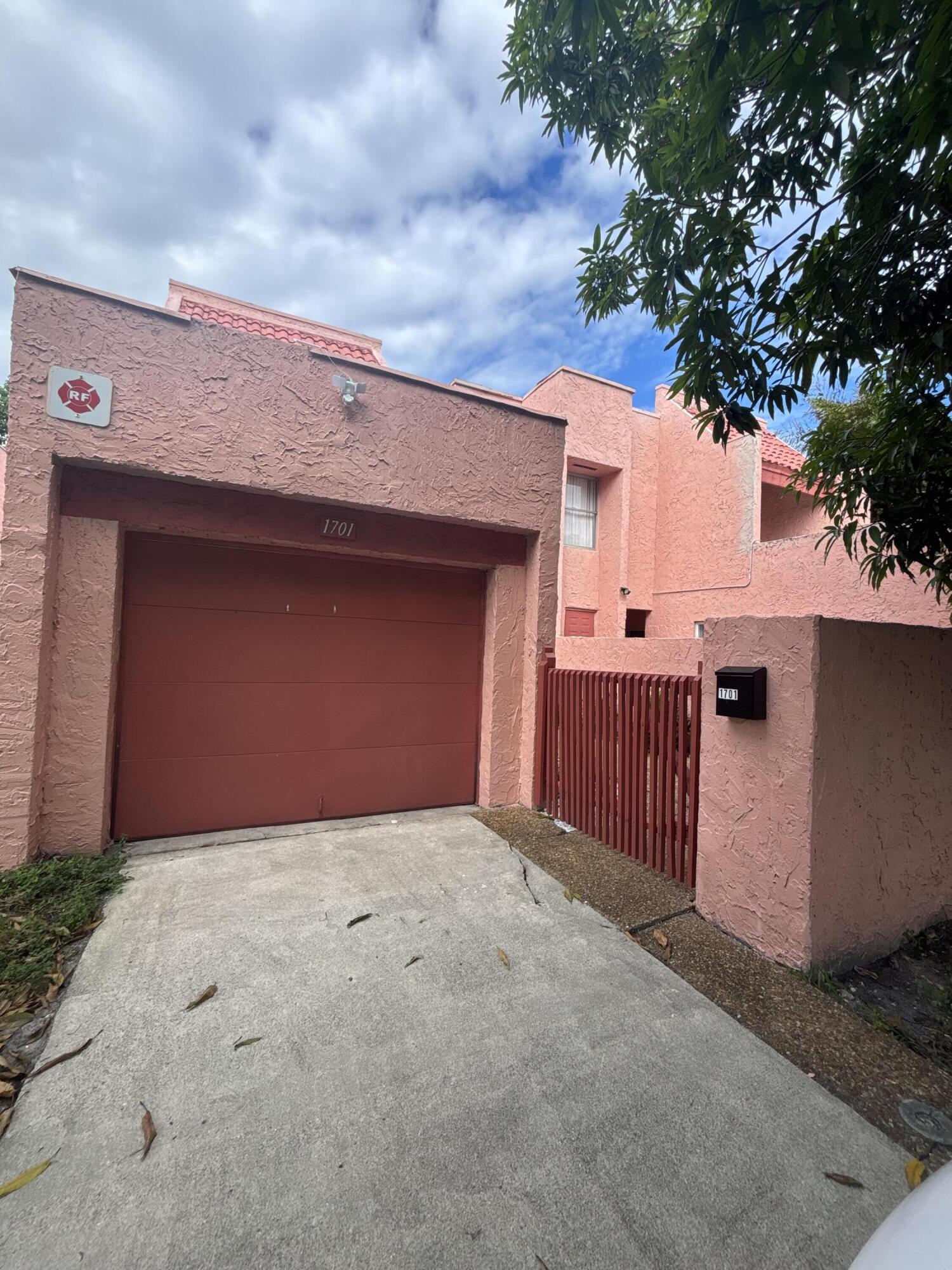 1701 NW 58TH #25, Lauderhill FL 33313
