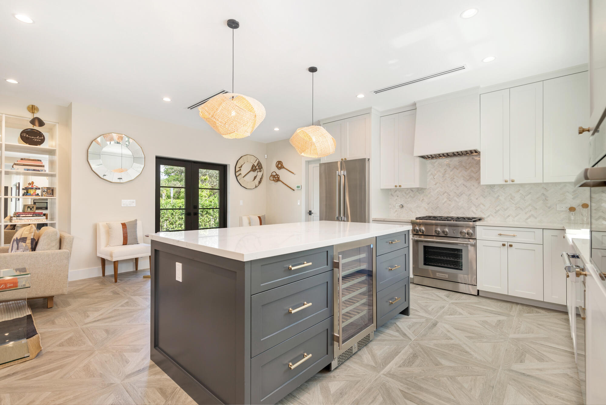 6840 LAKE, West Palm Beach FL 33405