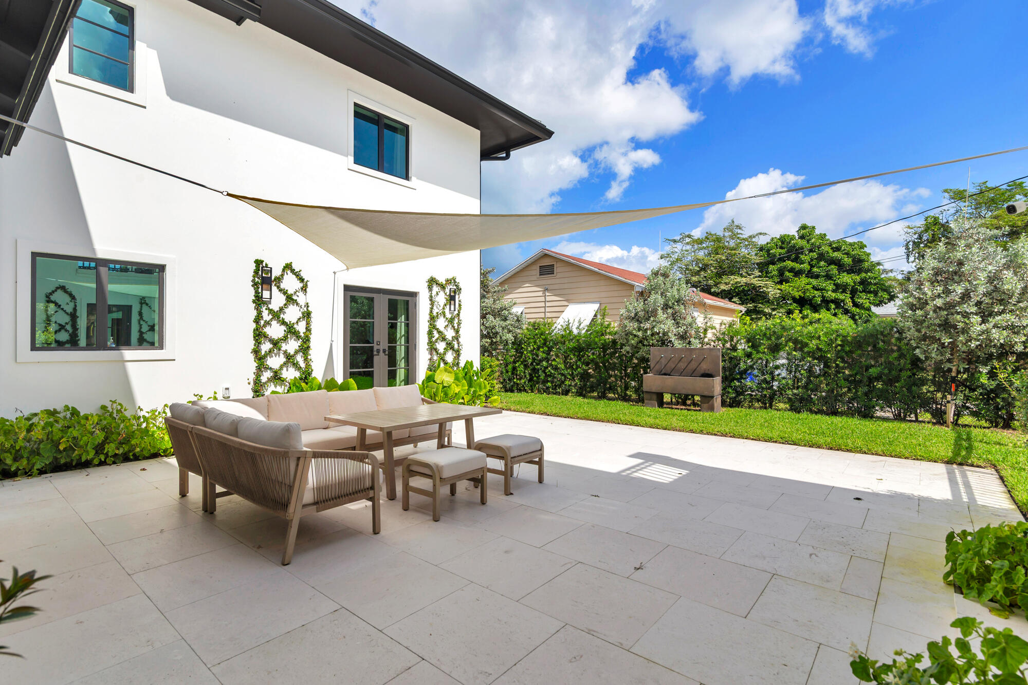6840 LAKE, West Palm Beach FL 33405