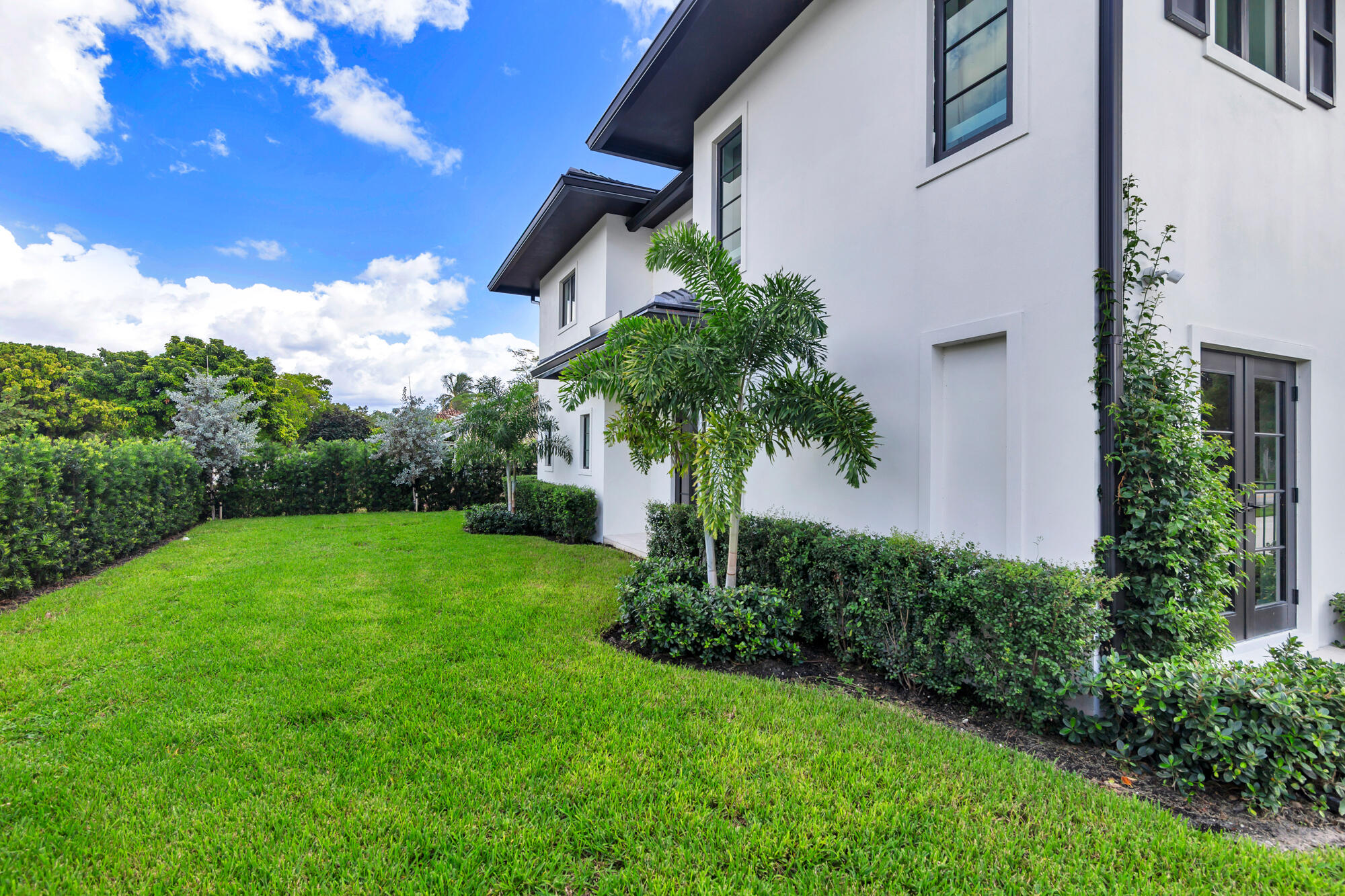 6840 LAKE, West Palm Beach FL 33405