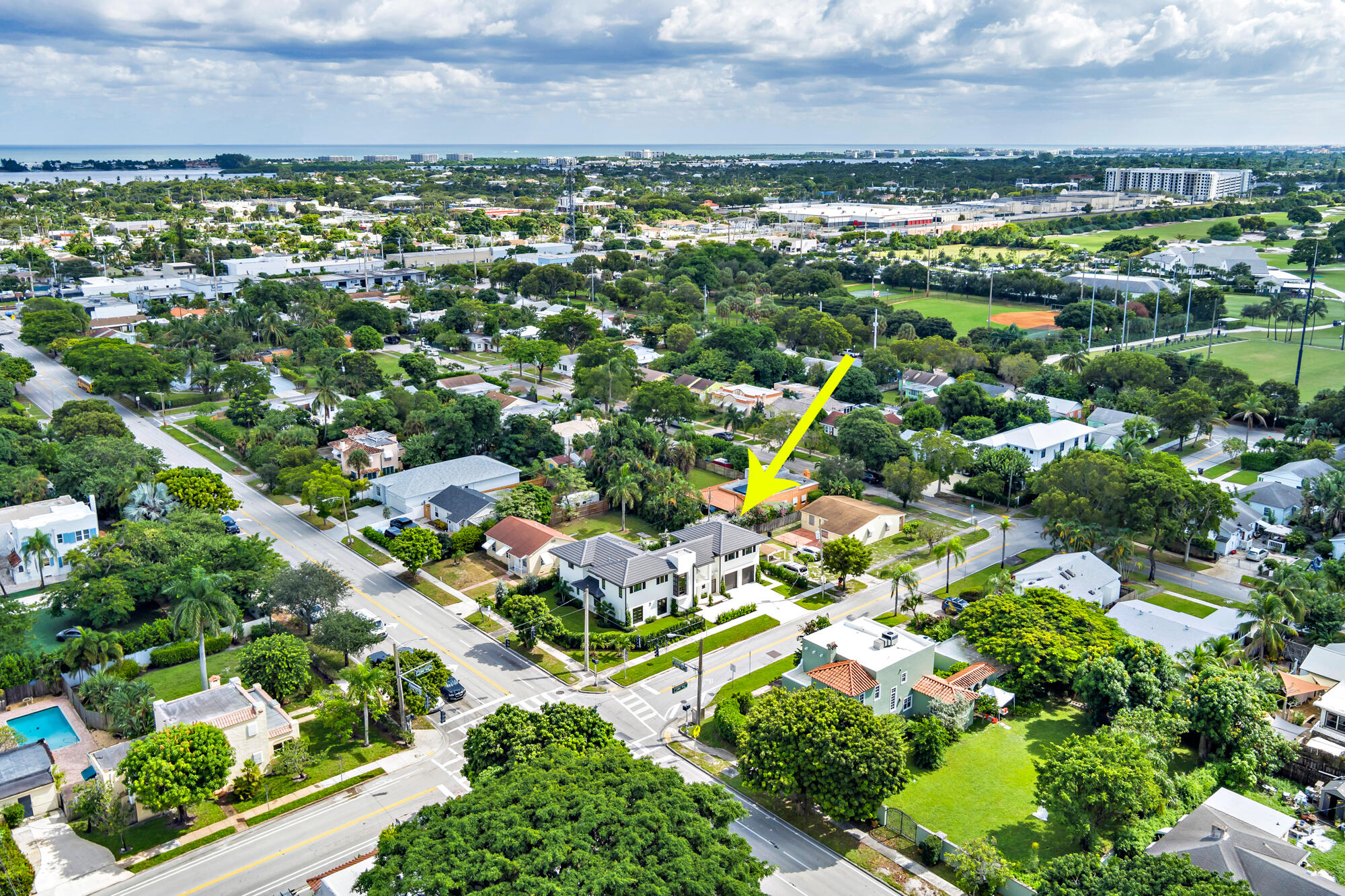 6840 LAKE, West Palm Beach FL 33405