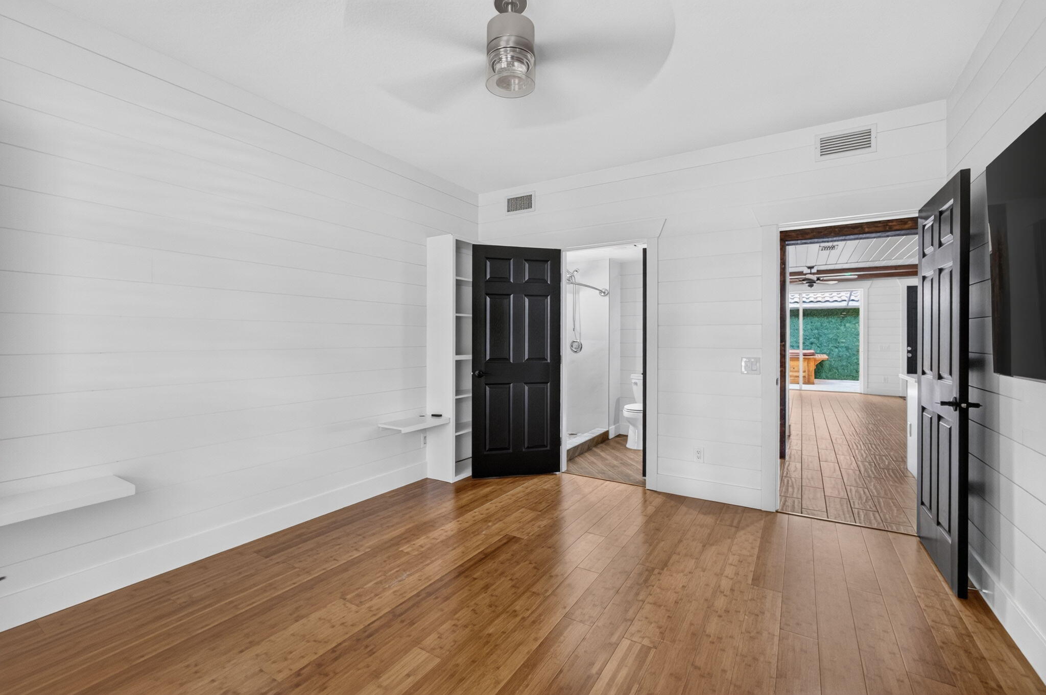 1597 JEAGA, Jupiter FL 33458