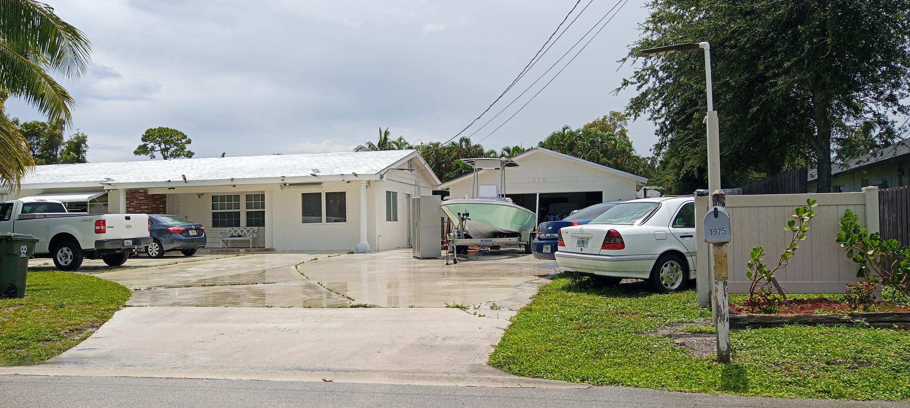 1975 Palm Acres, Palm Springs FL 33406