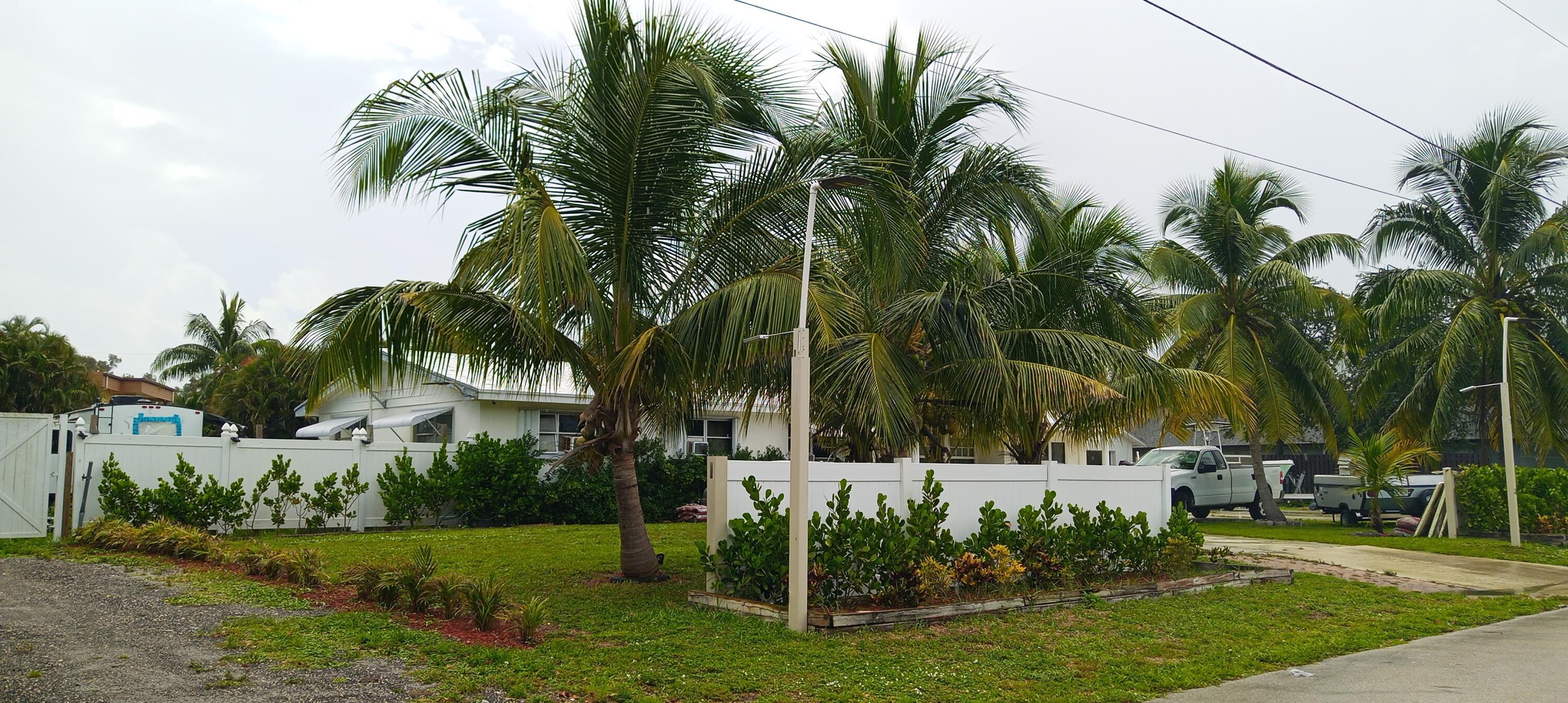 1975 Palm Acres, Palm Springs FL 33406