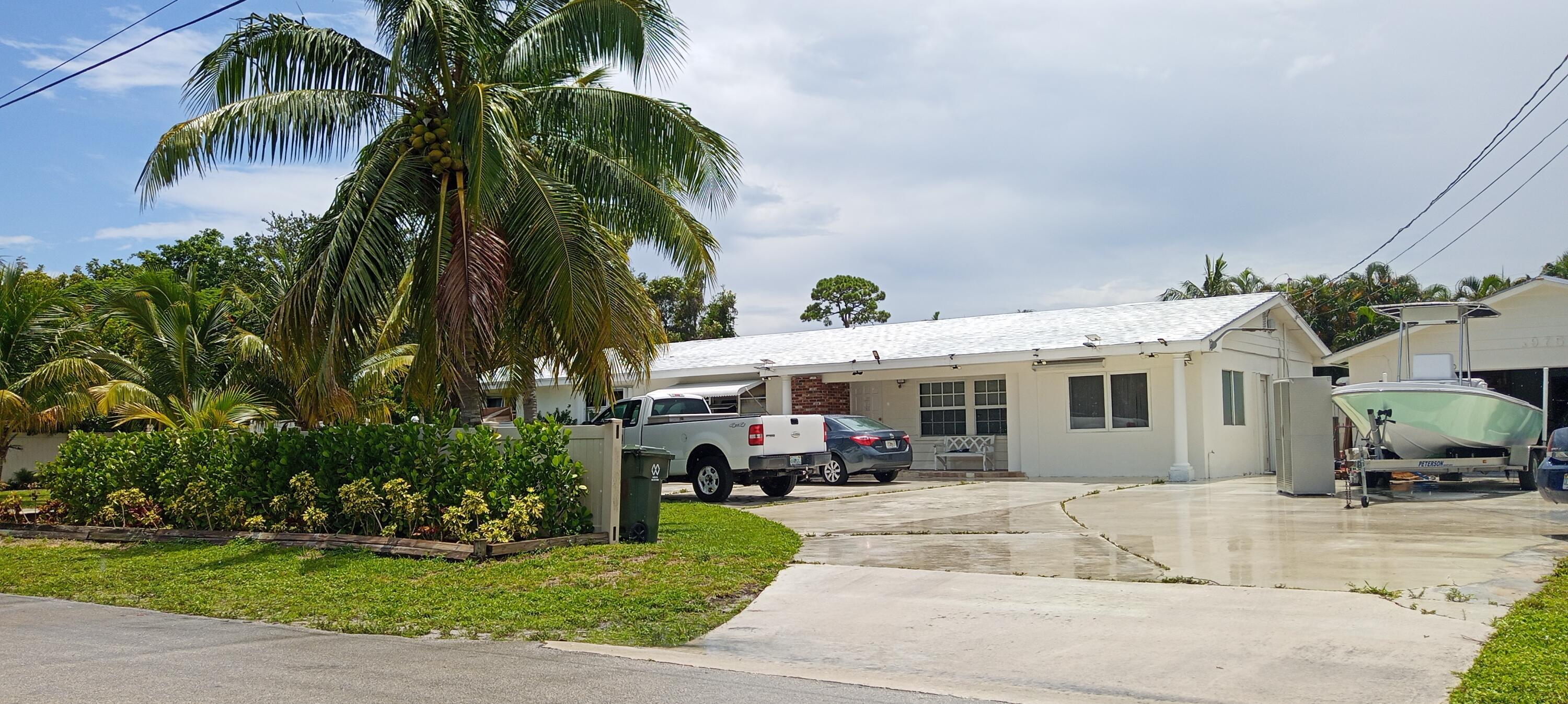 1975 Palm Acres, Palm Springs FL 33406