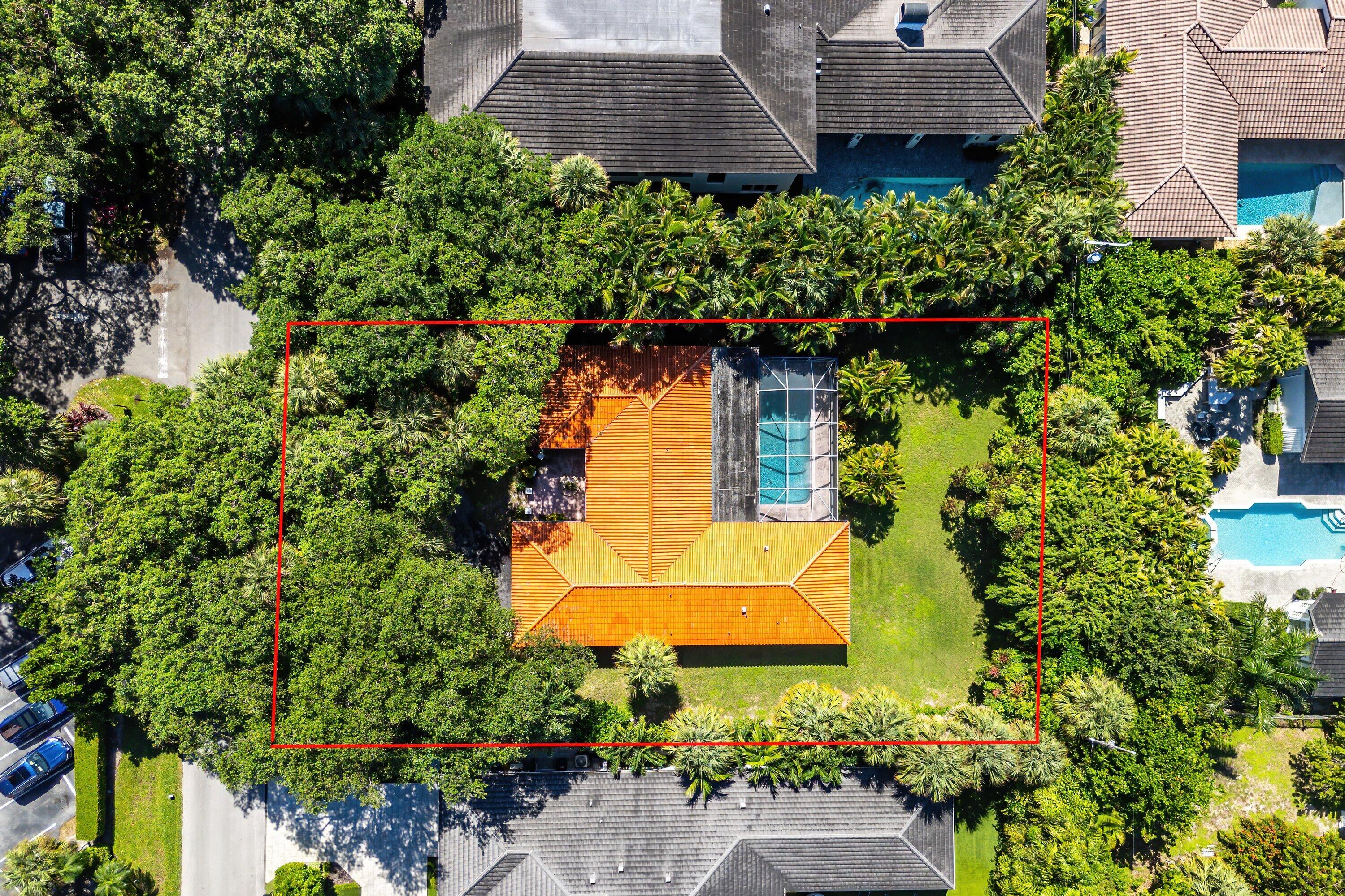 1075 Banyan, Boca Raton FL 33432