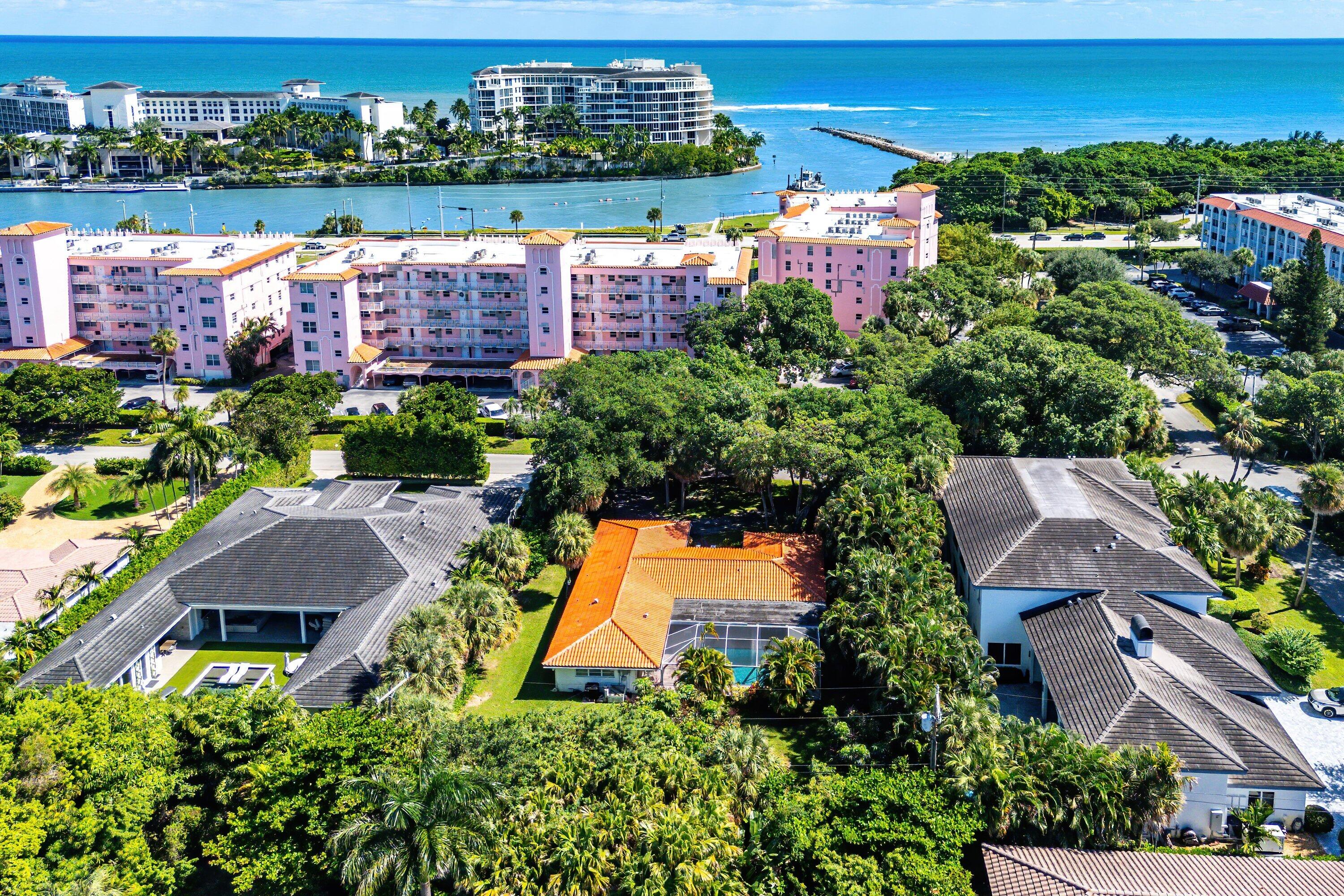 1075 Banyan, Boca Raton FL 33432