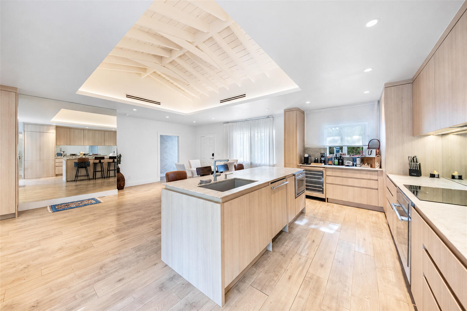 919 Granada Groves, Coral Gables FL 33134