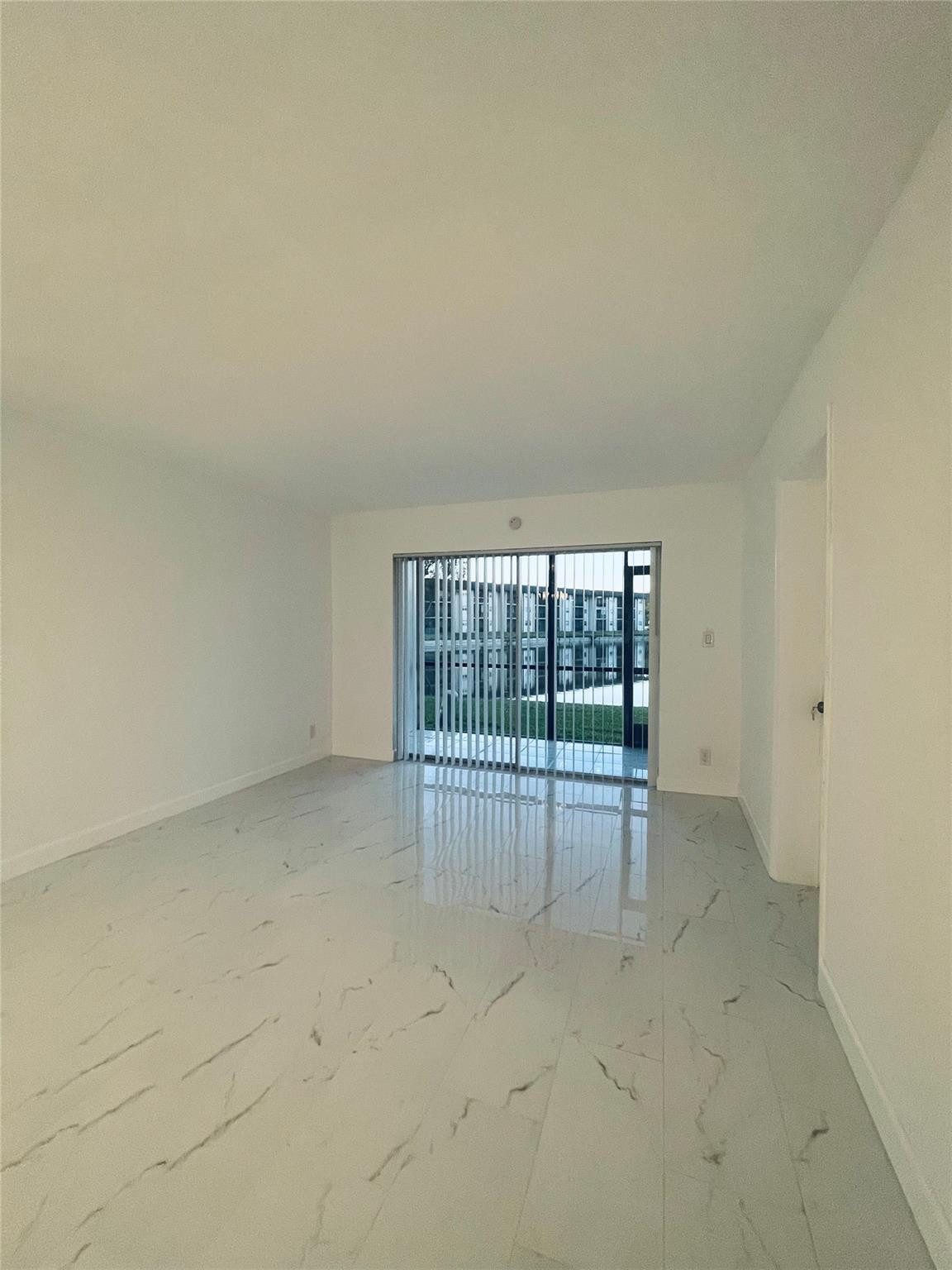 8025 S COLONY #106, Tamarac FL 33321