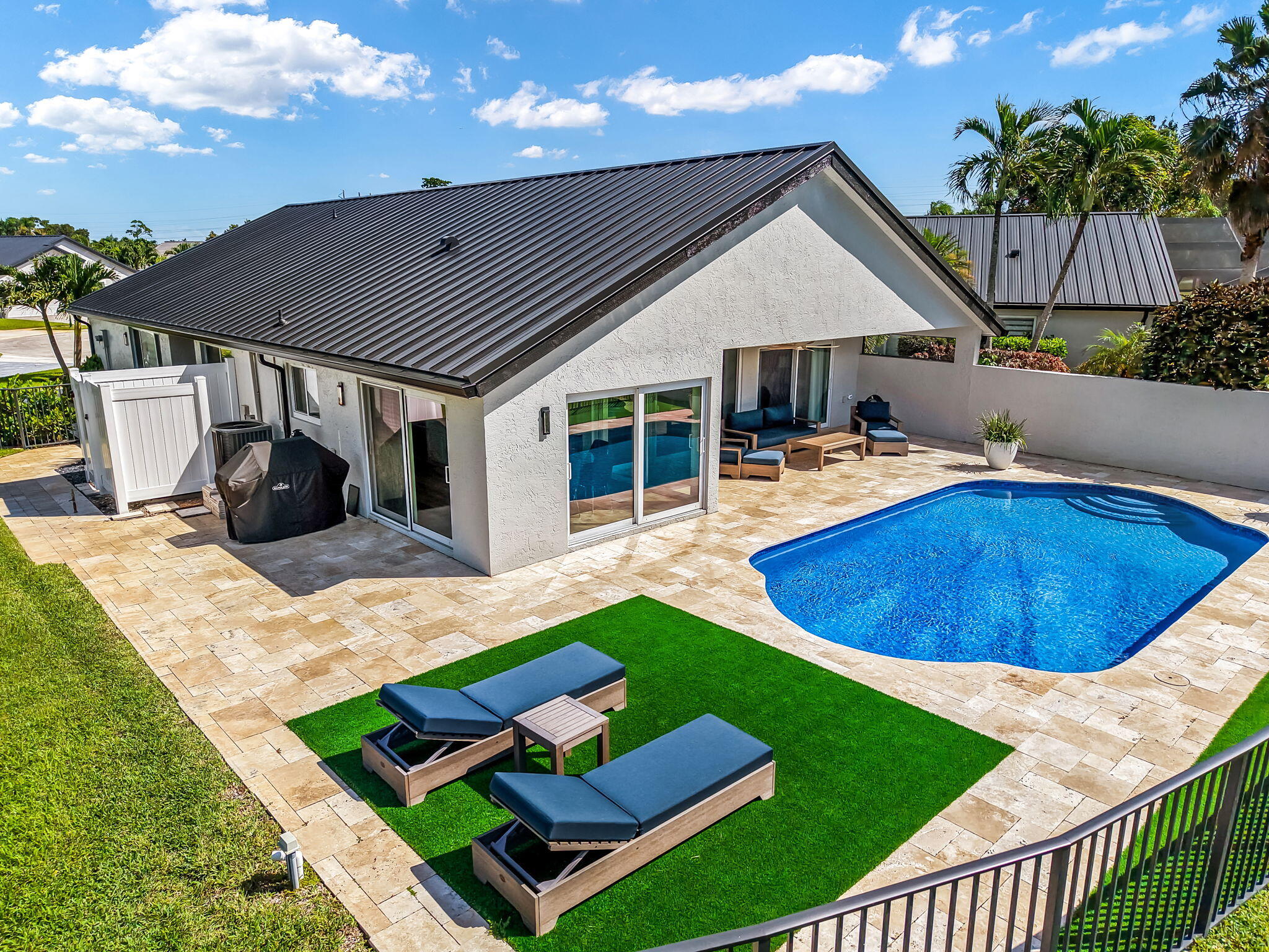 21464 Bridgeview, Boca Raton FL 33428