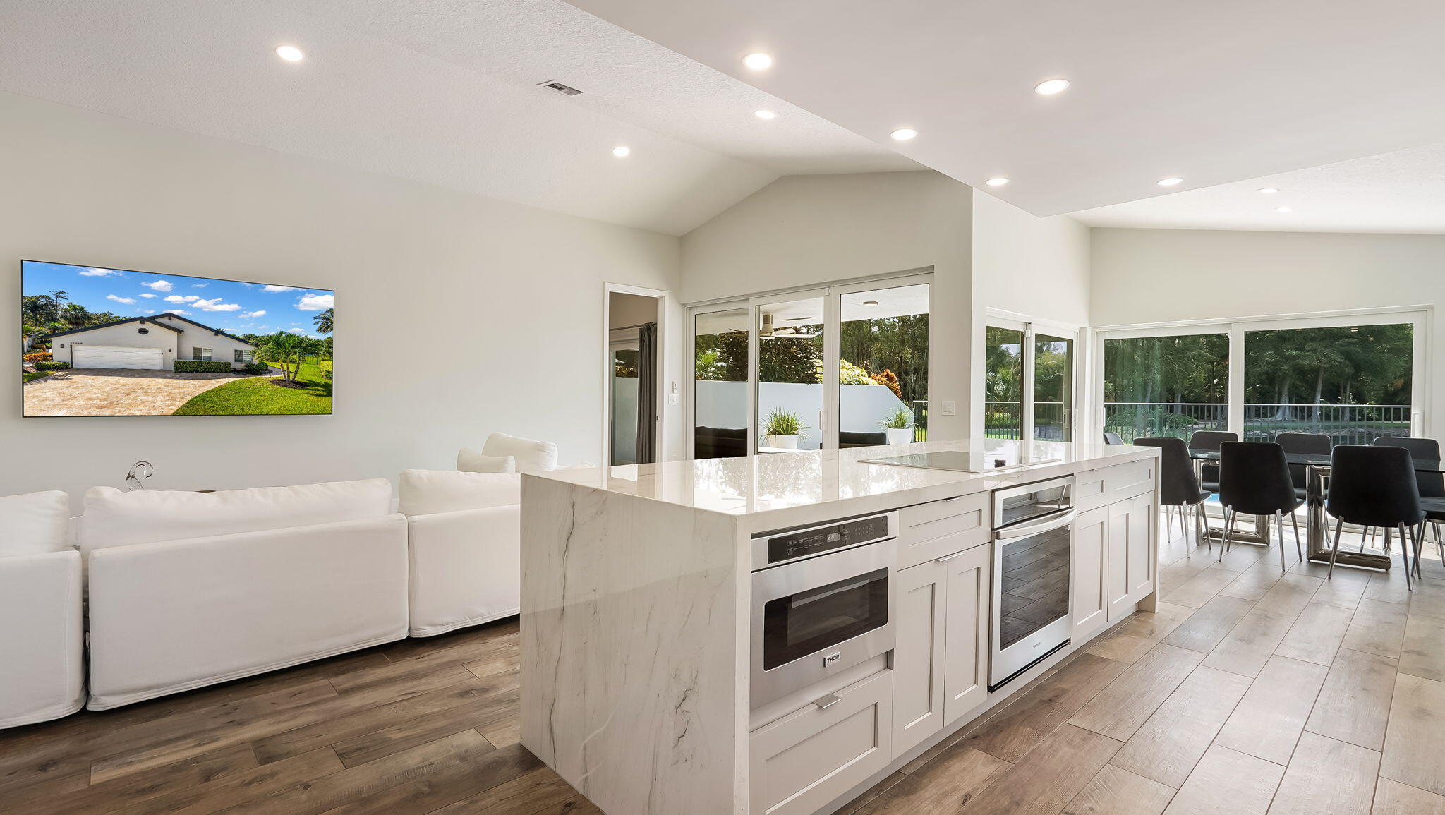21464 Bridgeview, Boca Raton FL 33428