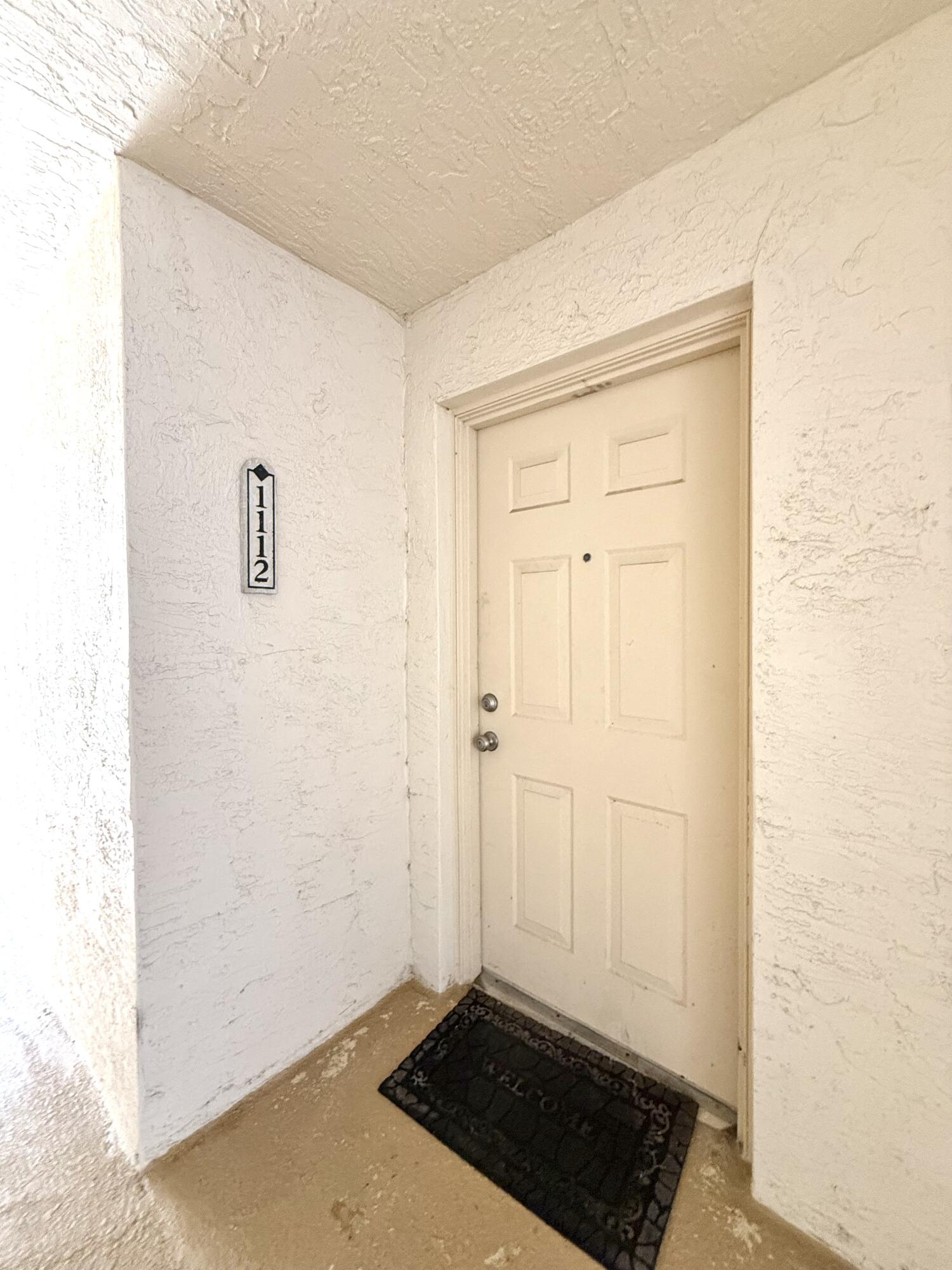 1100 N CRESTWOOD #1112, Royal Palm Beach FL 33411