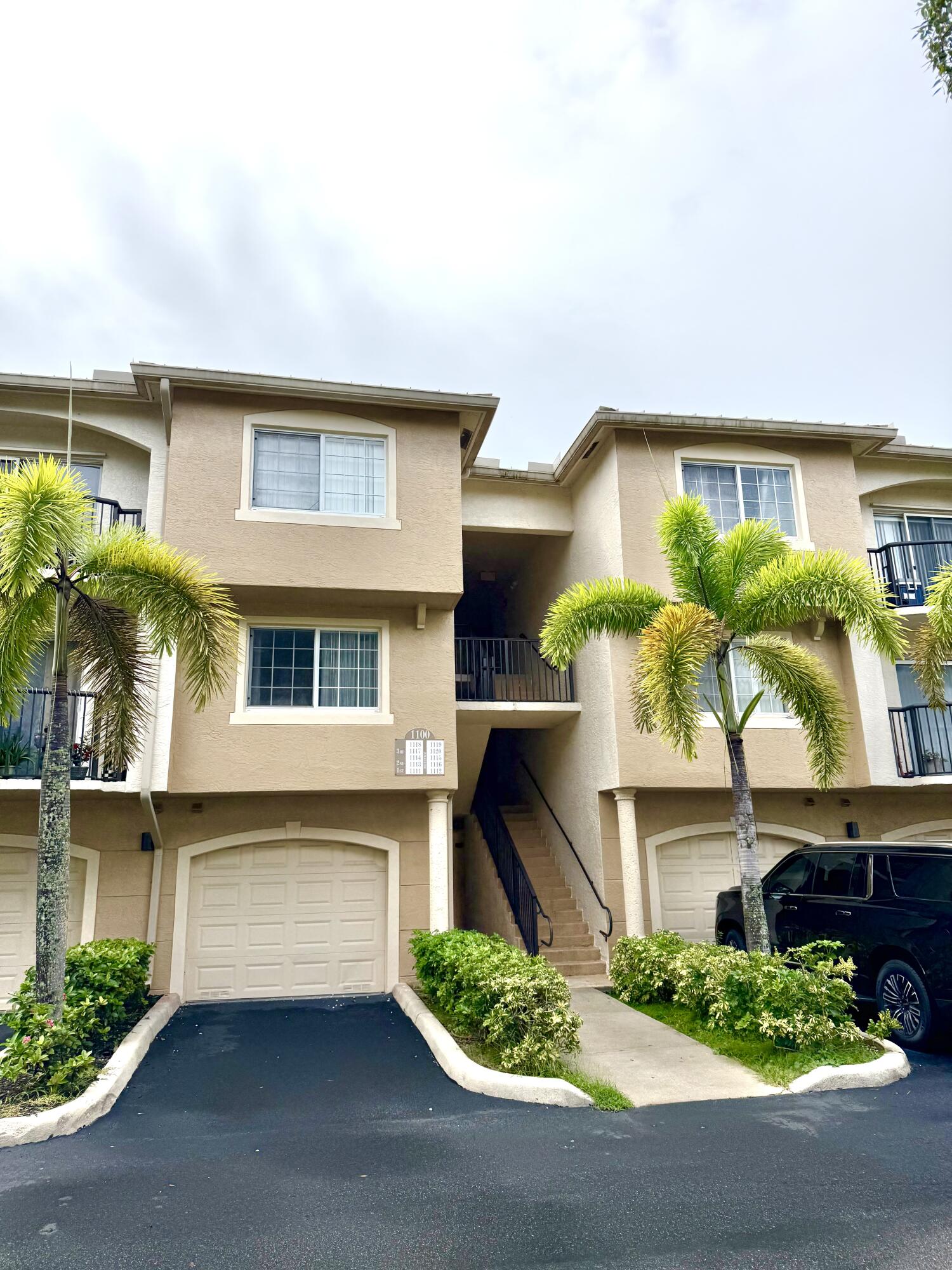 1100 N CRESTWOOD #1112, Royal Palm Beach FL 33411