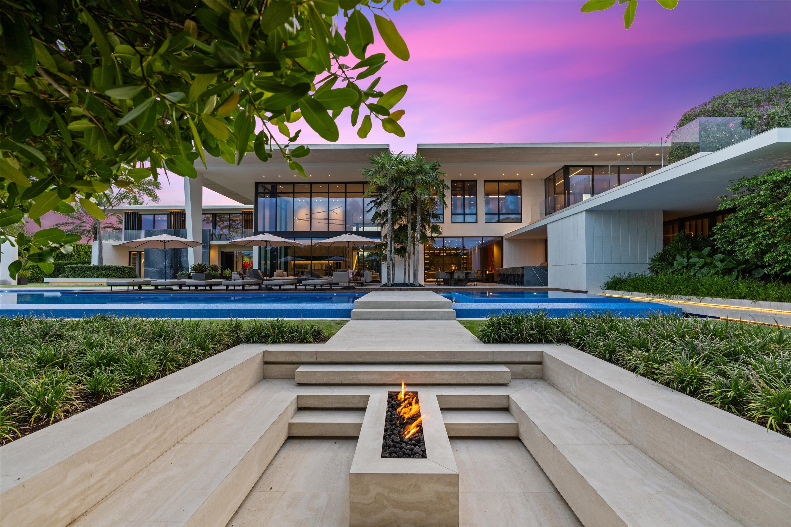 600 NE 5th, Boca Raton FL 33432