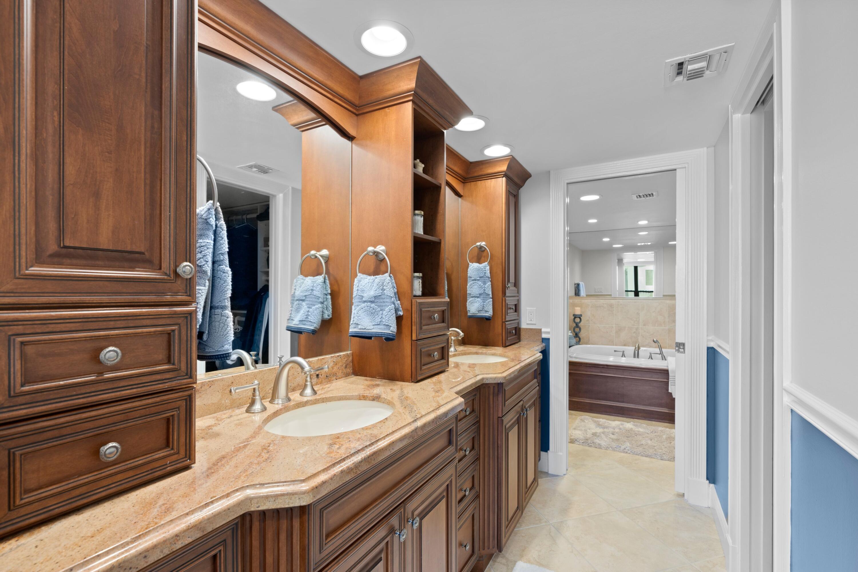 19670 Beach #B303, Jupiter FL 33469