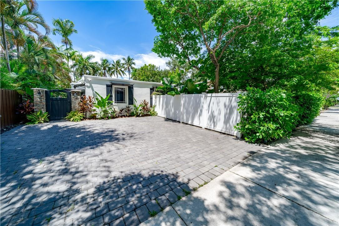417 NE 15th, Fort Lauderdale FL 33301