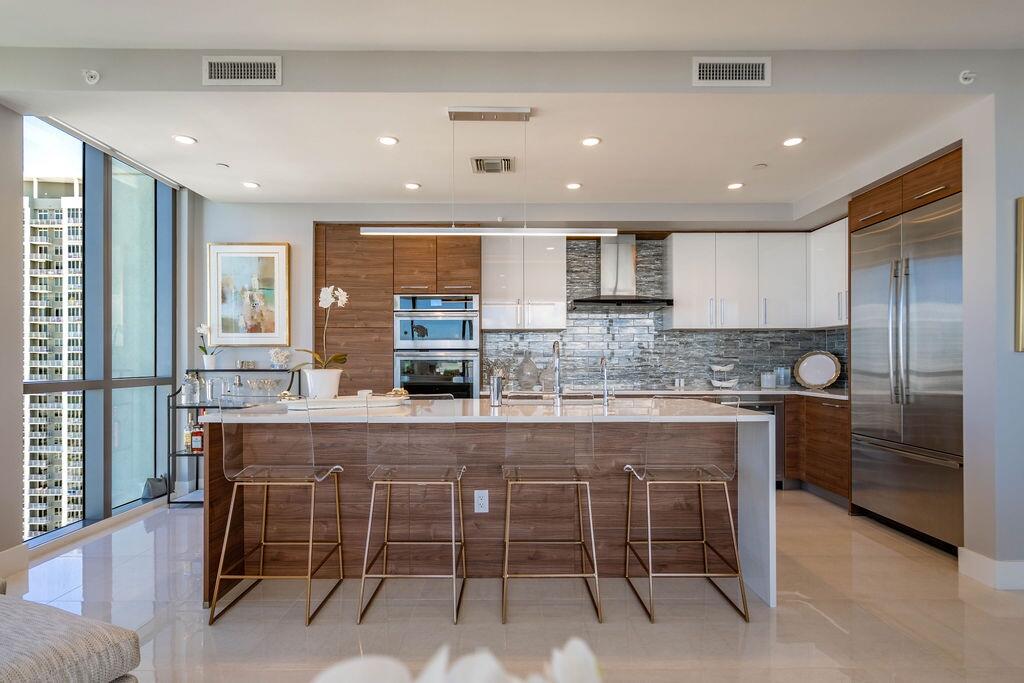 100 E Las Olas #3501, Fort Lauderdale FL 33301