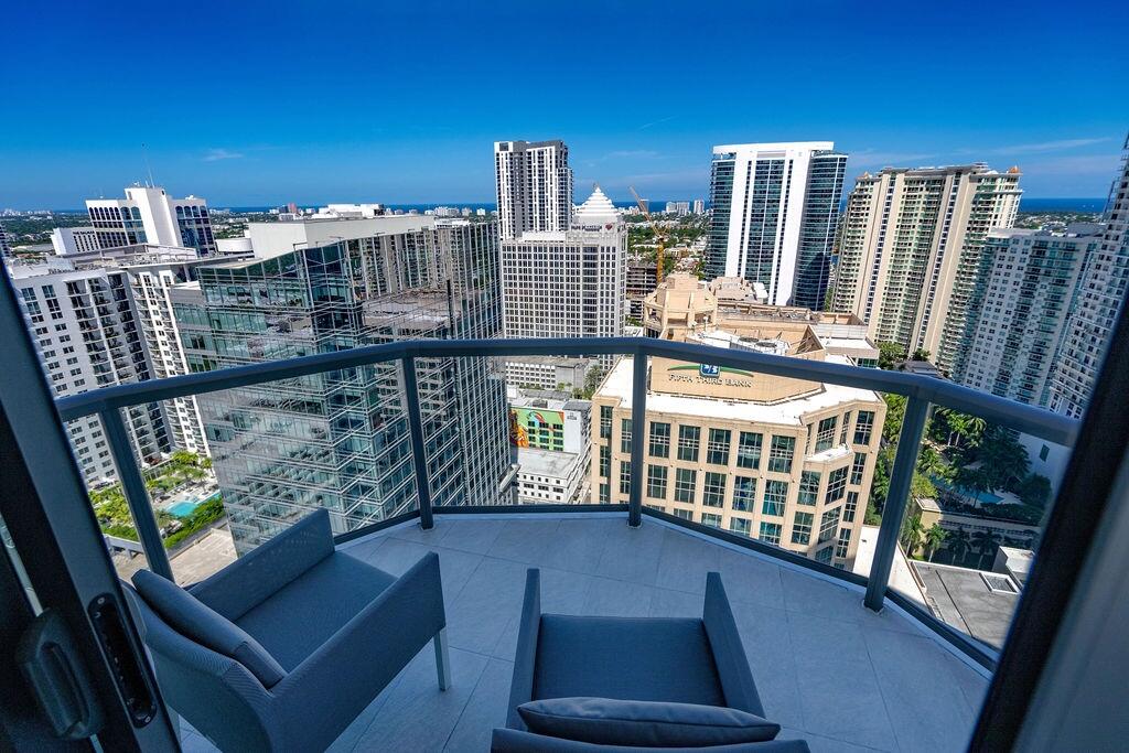 100 E Las Olas #3501, Fort Lauderdale FL 33301