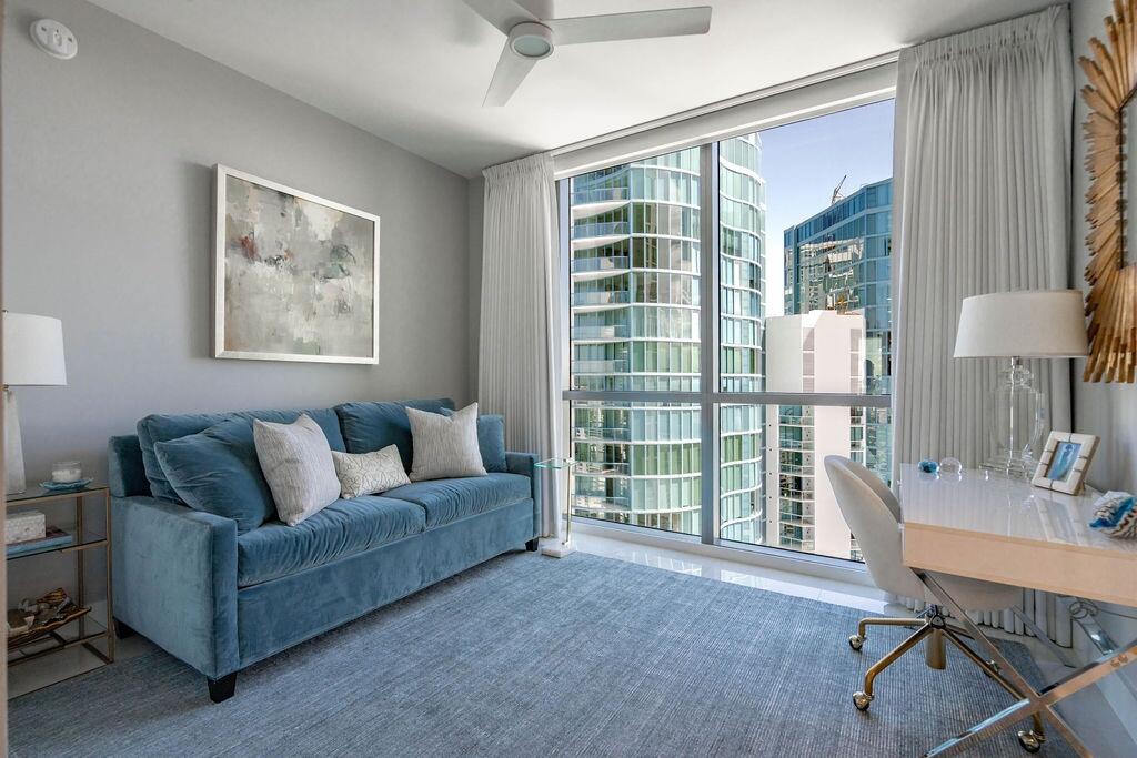 100 E Las Olas #3501, Fort Lauderdale FL 33301