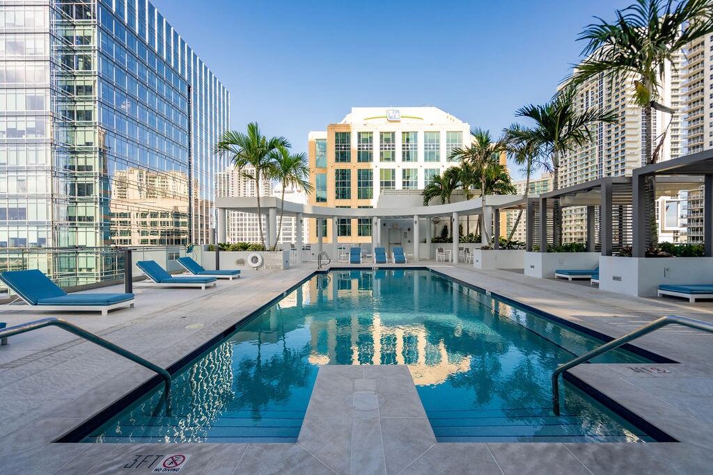 100 E Las Olas #3501, Fort Lauderdale FL 33301