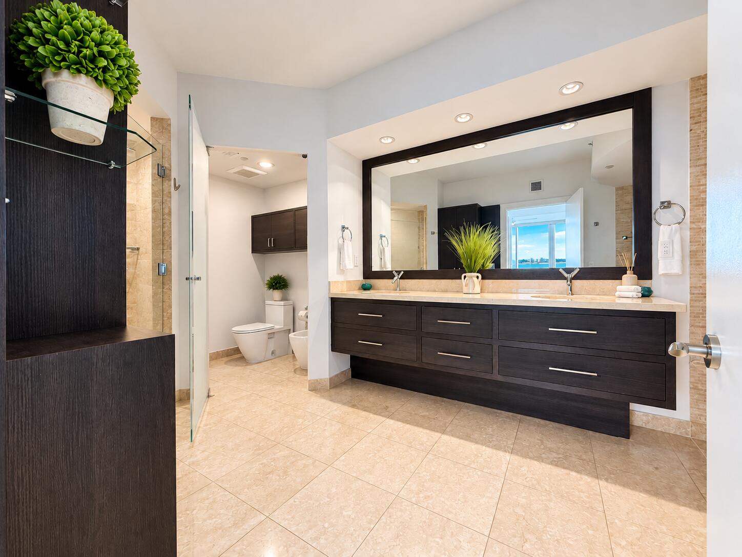 400 ALTON #1704, Miami Beach FL 33139