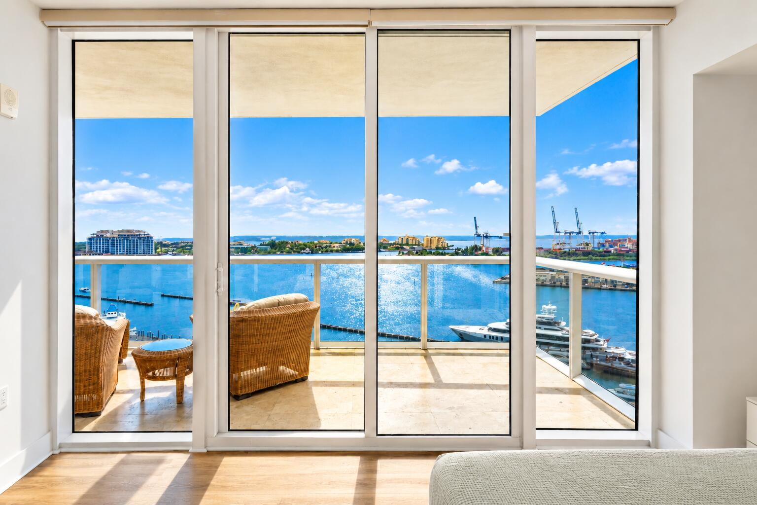 400 ALTON #1704, Miami Beach FL 33139